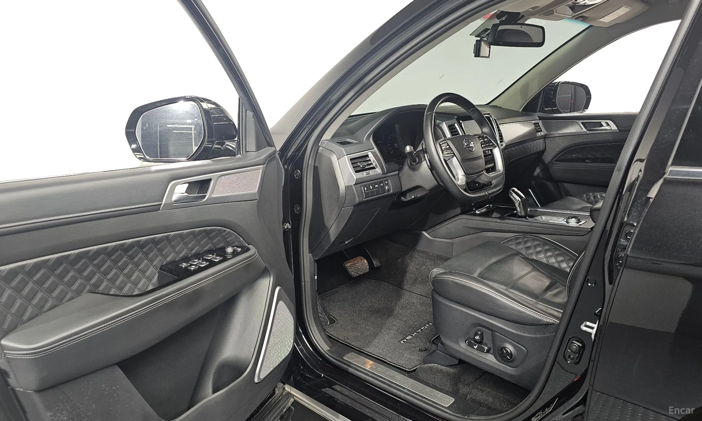 KG Mobility (SsangYong) Rexton превью 10