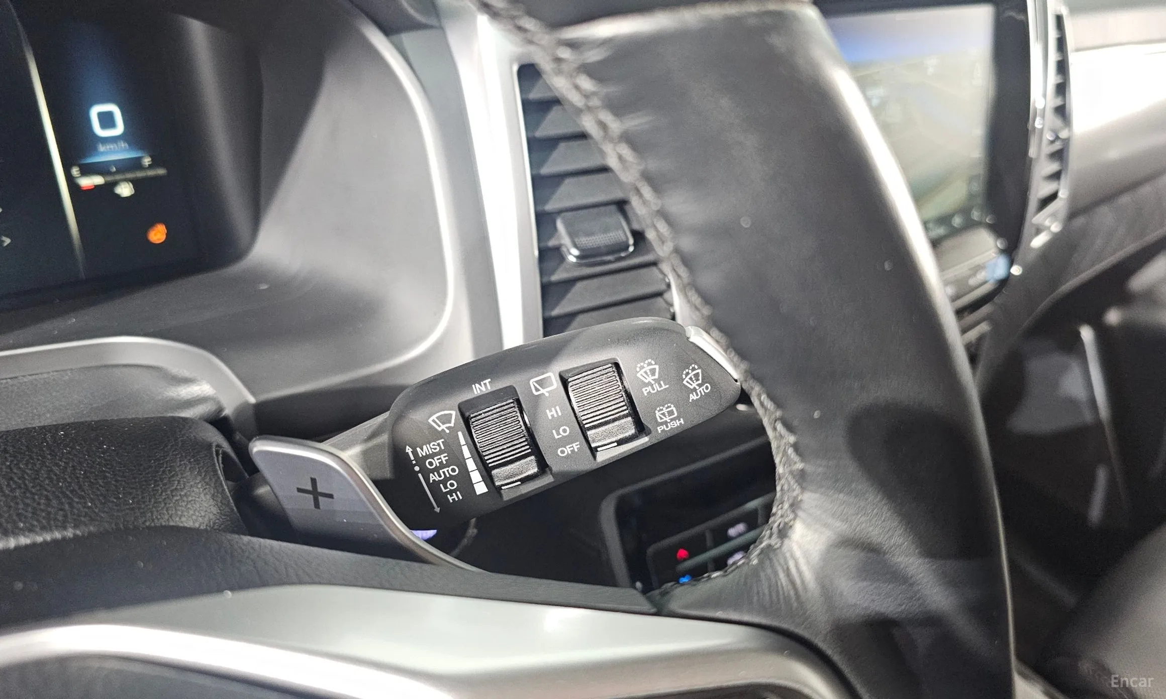 KG Mobility (SsangYong) Rexton превью 17