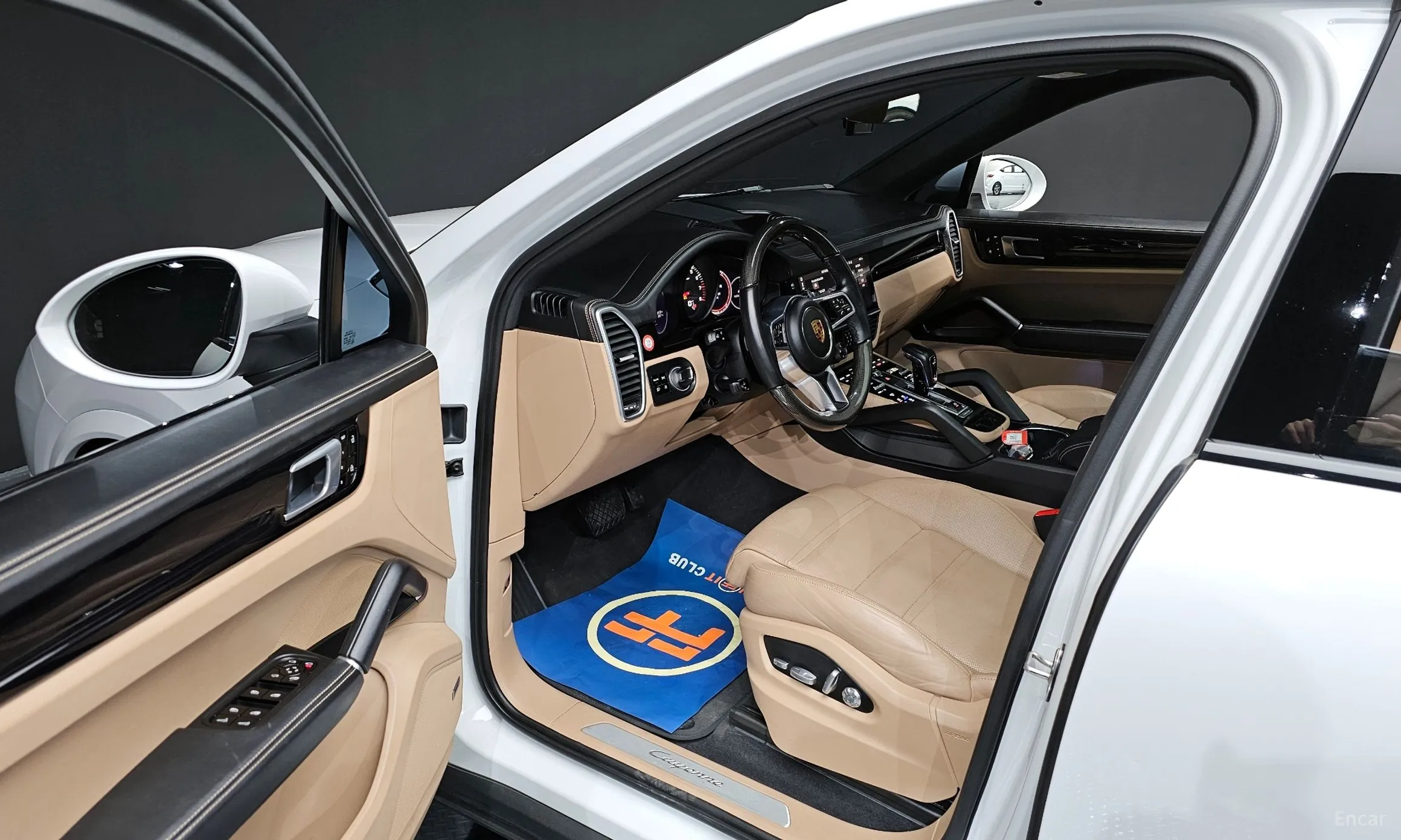 Porsche Cayenne (PO536) превью 10