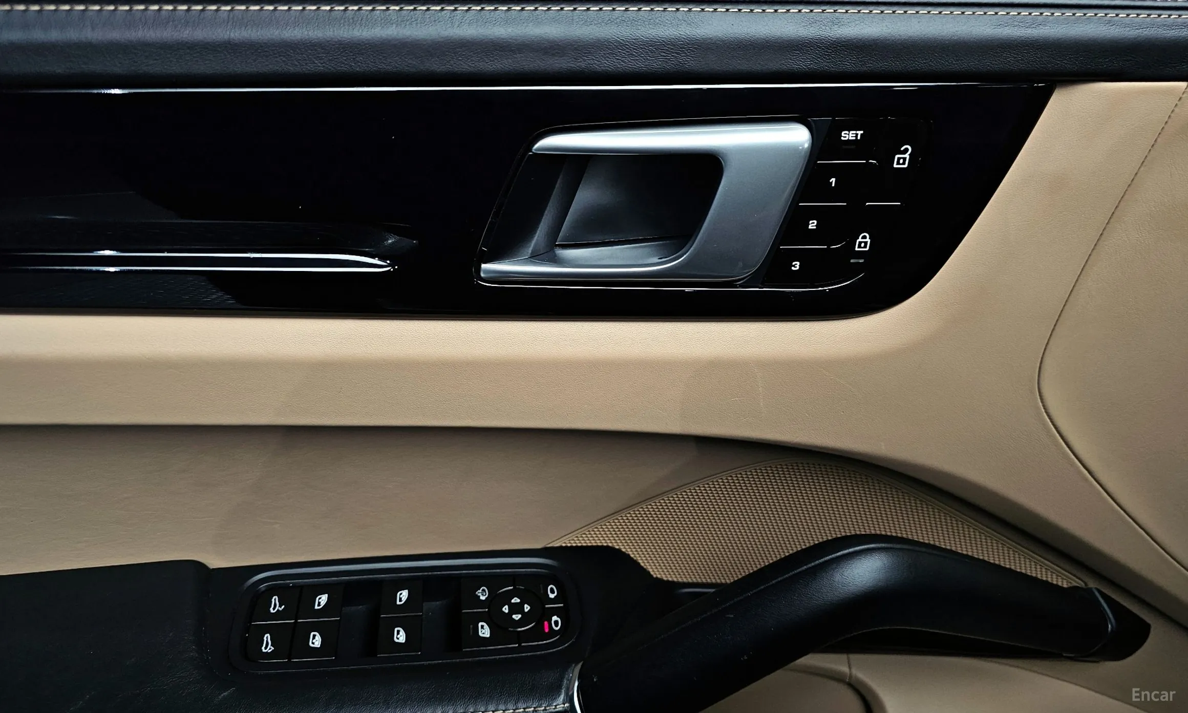 Porsche Cayenne (PO536) превью 12