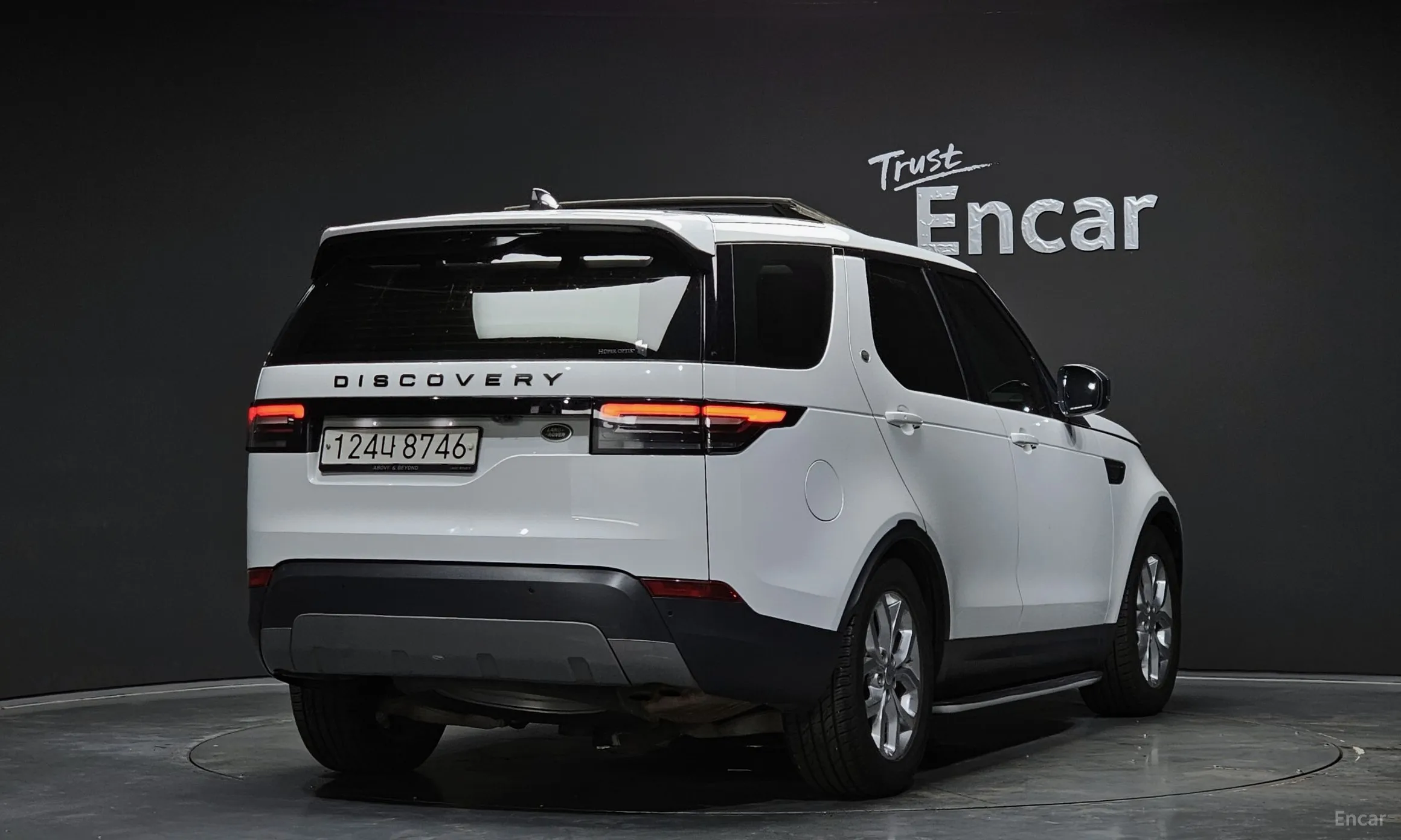 Land Rover Discovery 5 превью 2