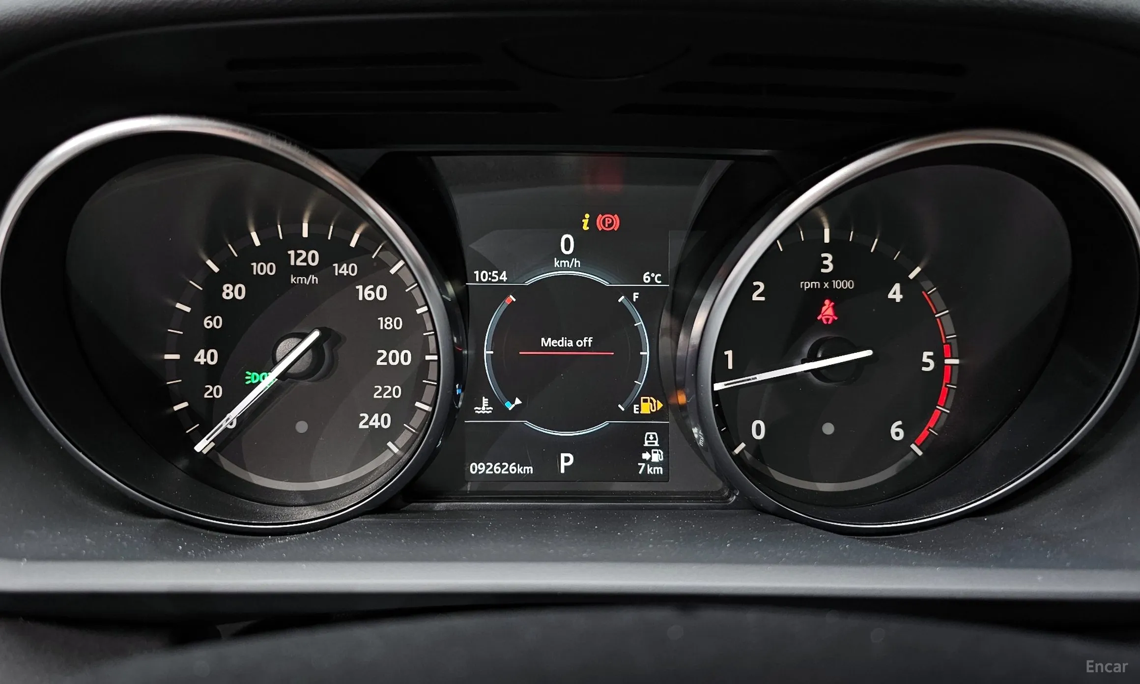 Land Rover Discovery 5 превью 8