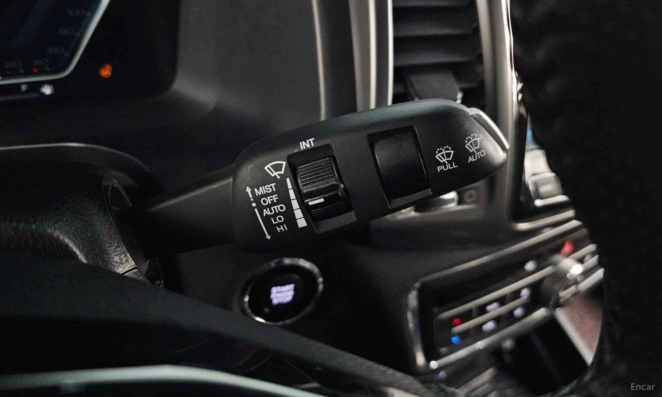 KG Mobility (SsangYong) Rexton Sports превью 18