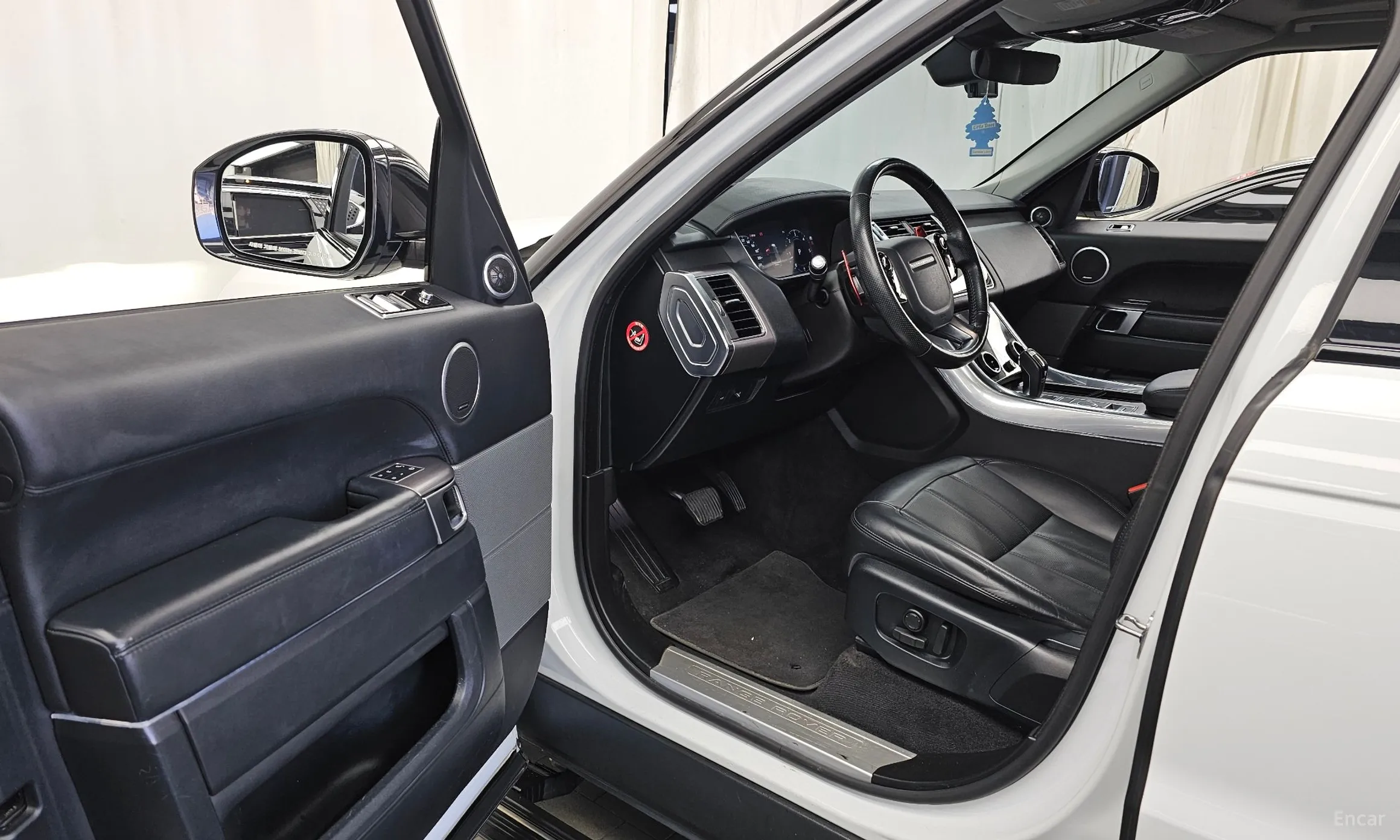 Land Rover Range Rover Sport 2nd Generation превью 10