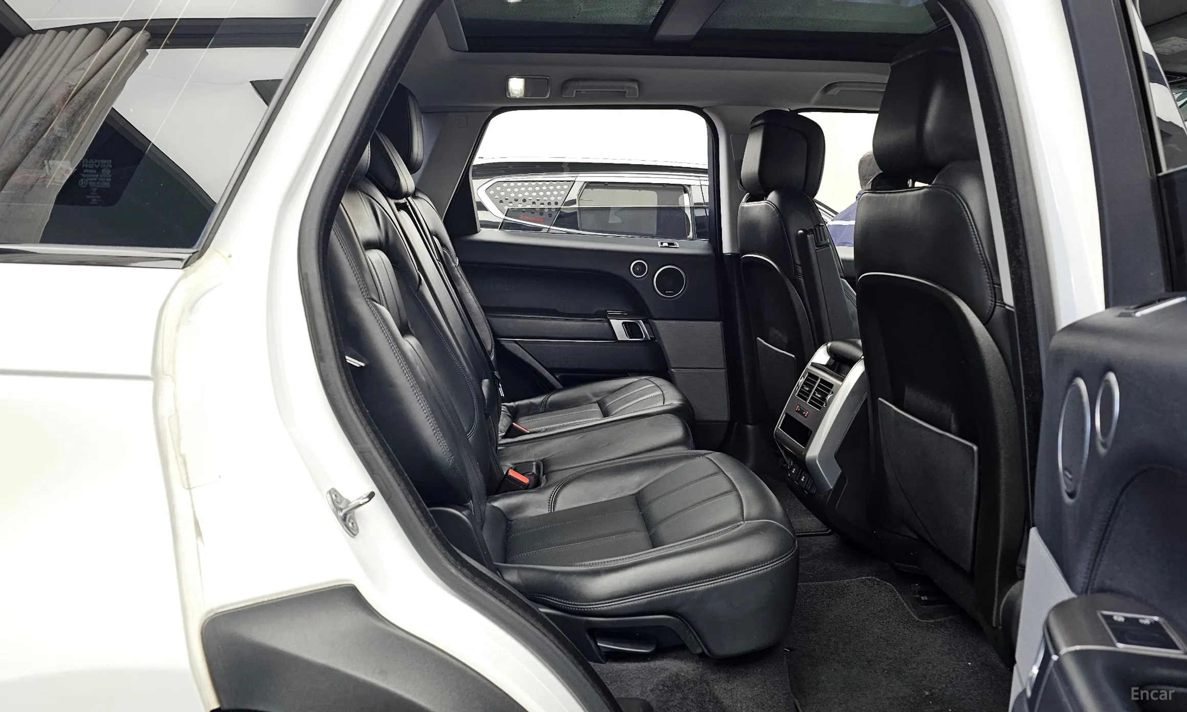 Land Rover Range Rover Sport 2nd Generation превью 12