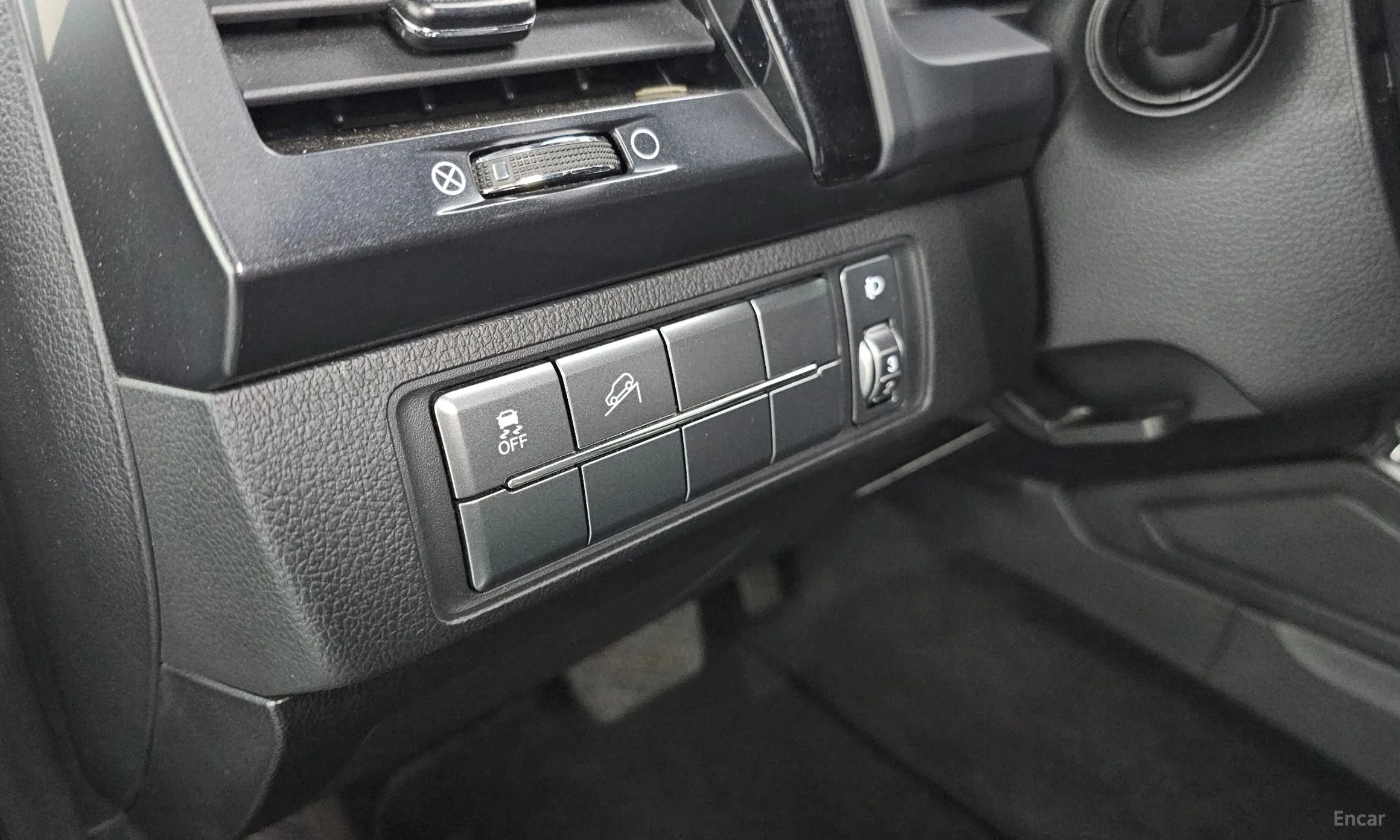 KG Mobility (SsangYong) Rexton Sports Khan превью 14