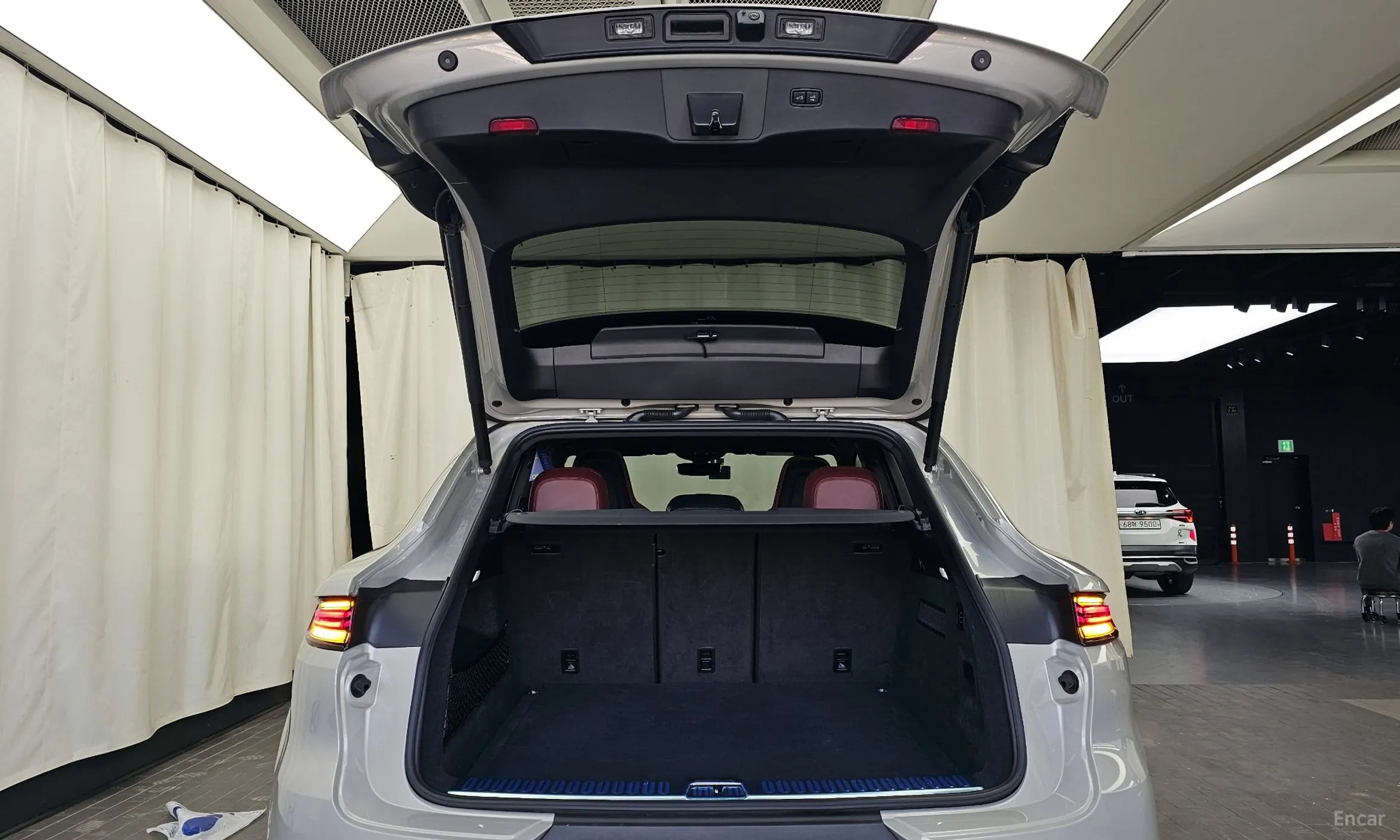Porsche Cayenne (PO536) превью 20