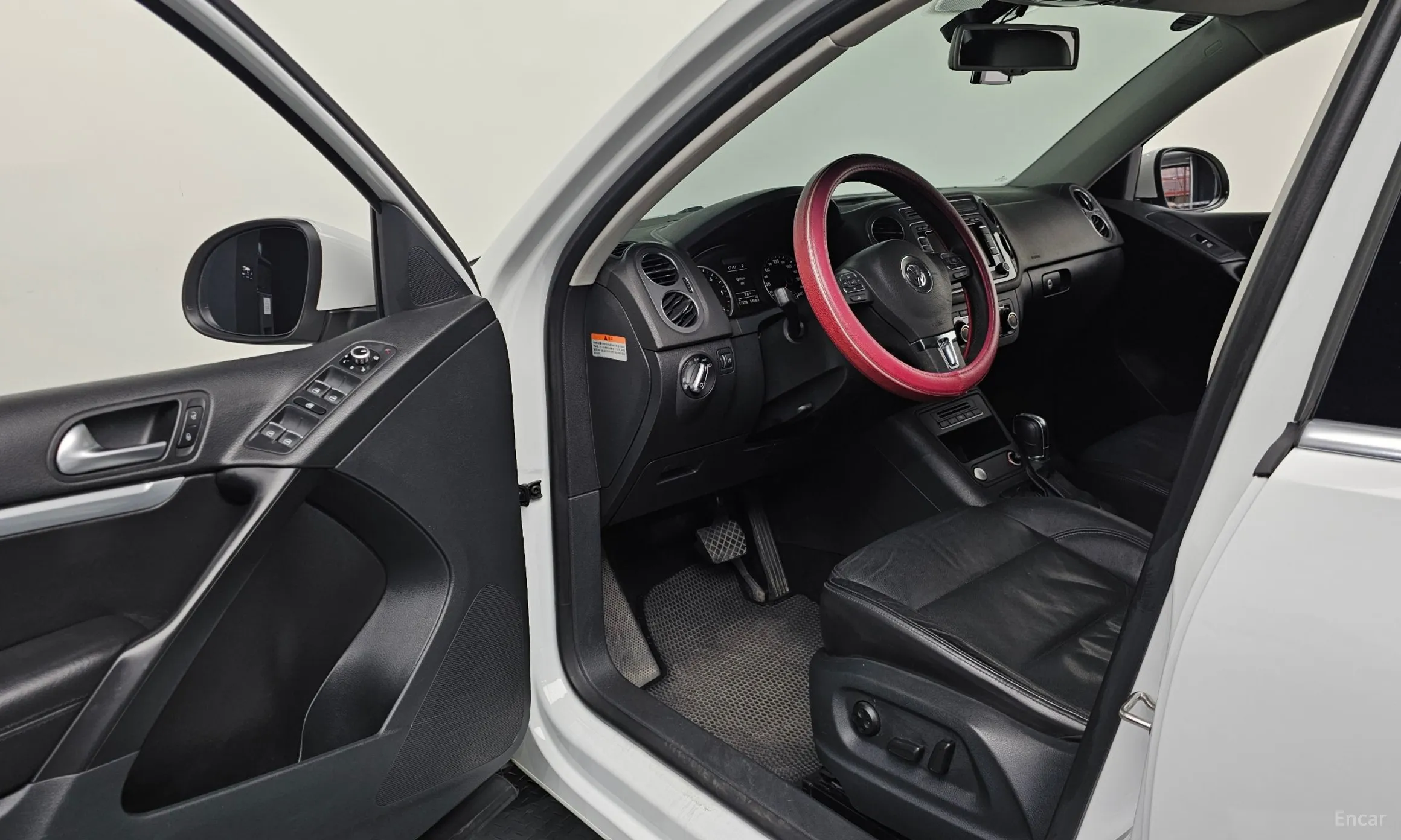 Volkswagen New Tiguan превью 10