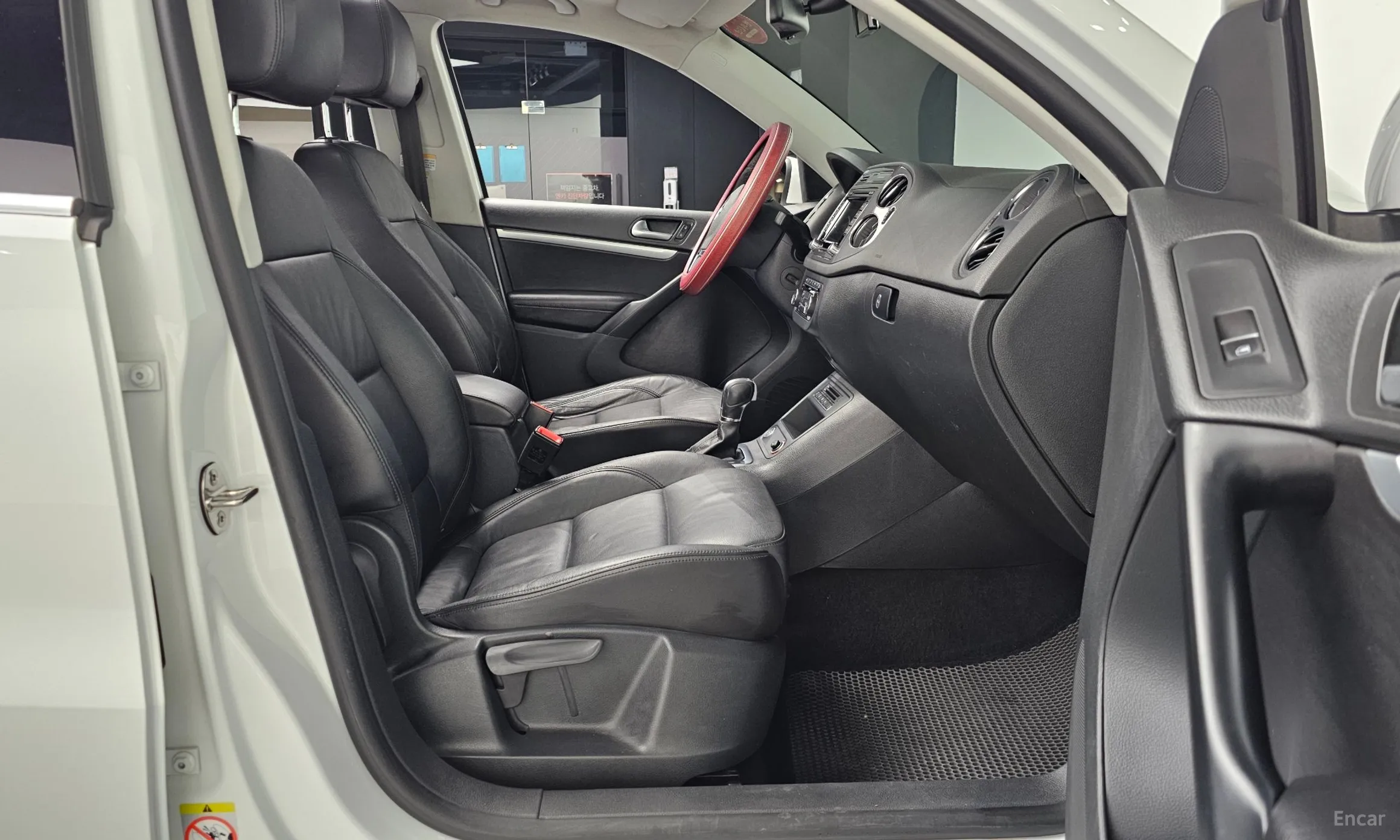 Volkswagen New Tiguan превью 11