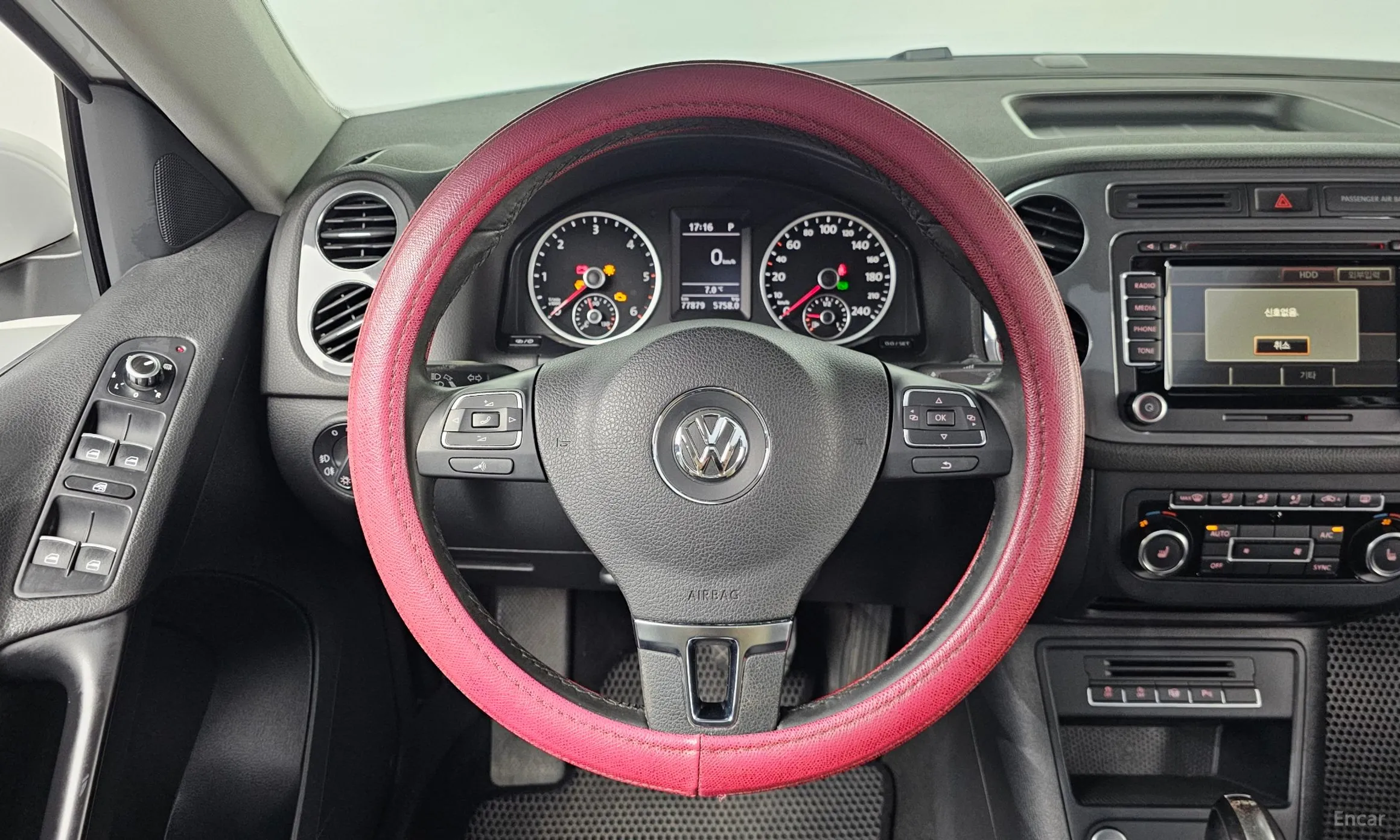 Volkswagen New Tiguan превью 13