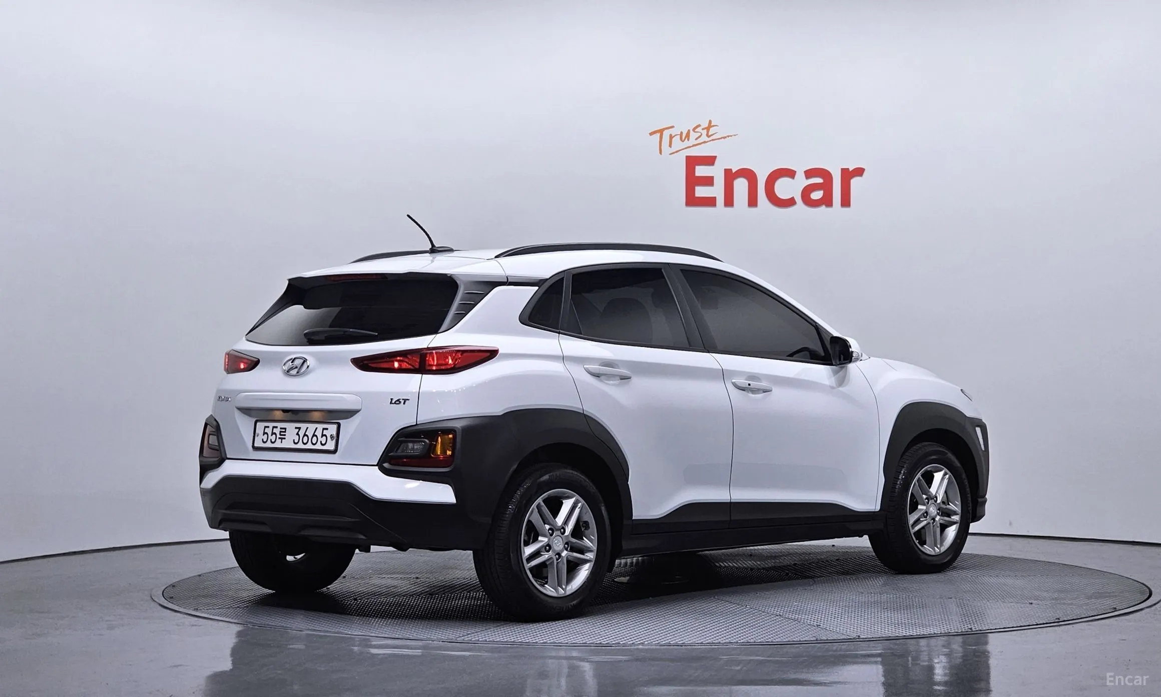 Hyundai Kona превью 2