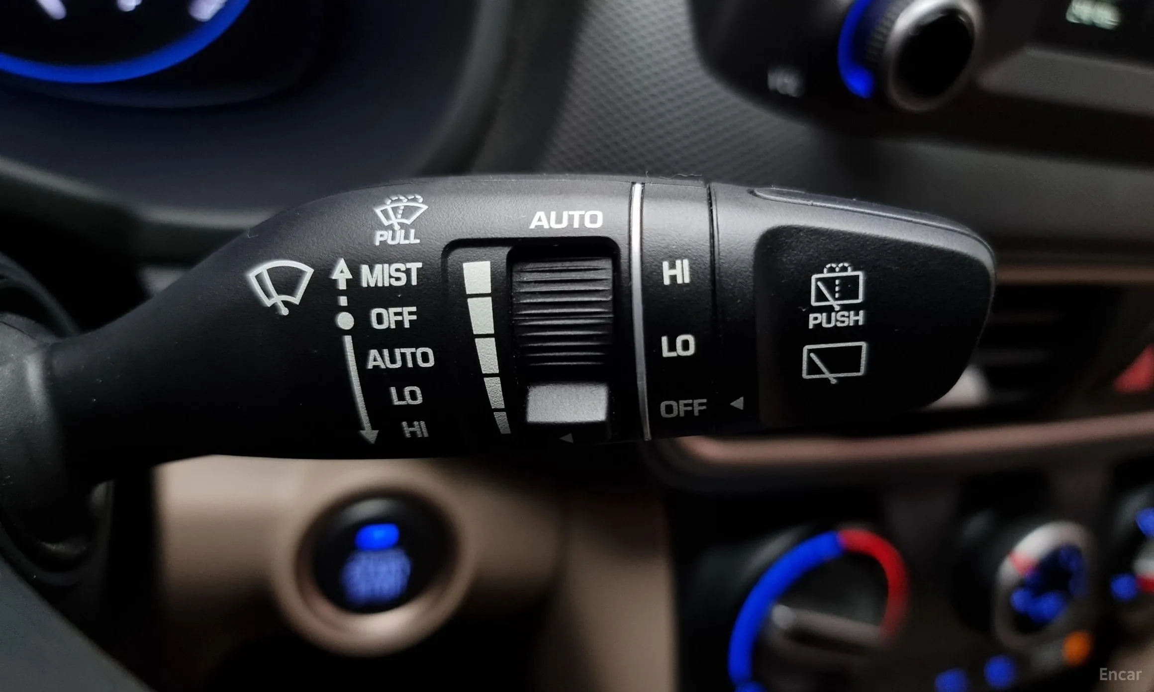 Hyundai Kona превью 18