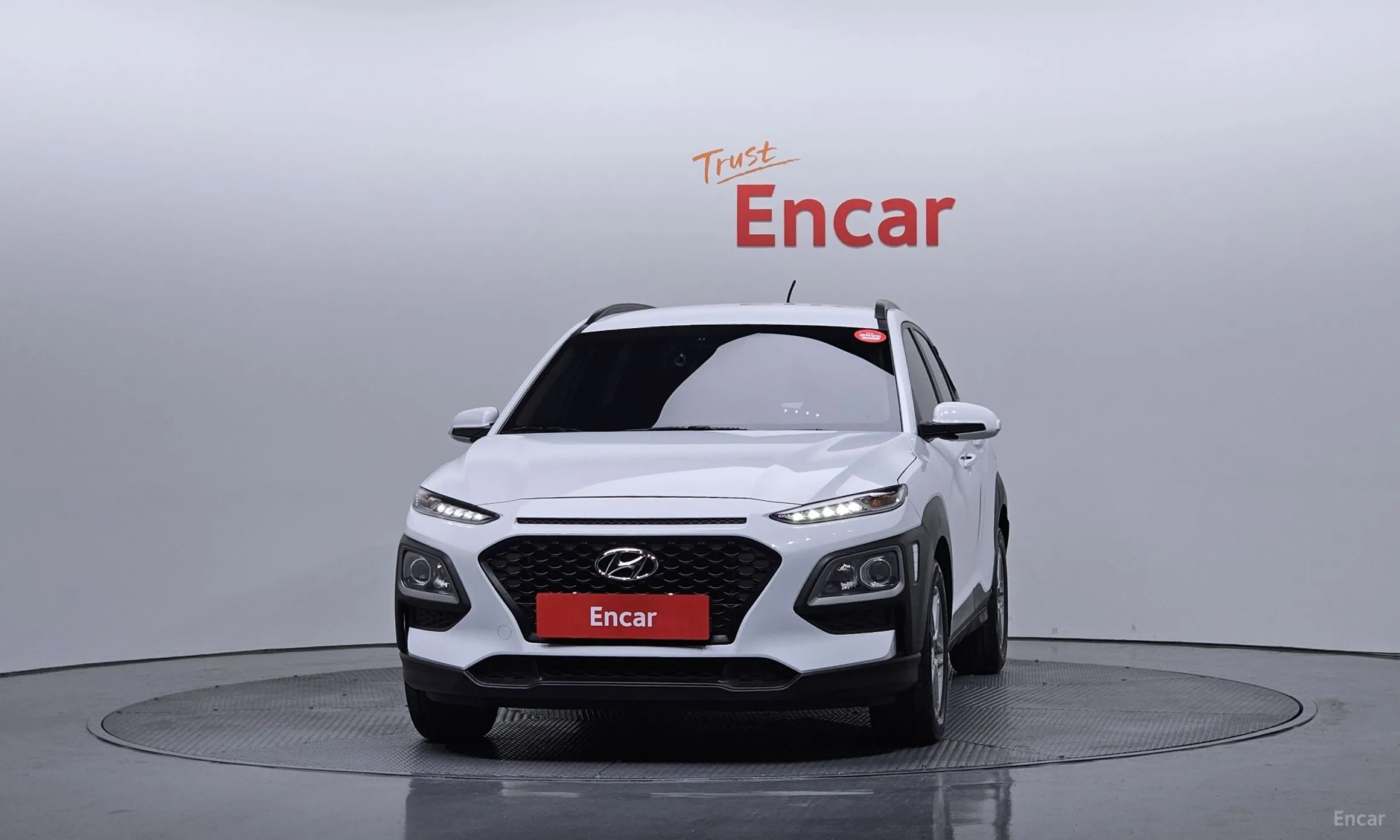 Hyundai Kona превью 3