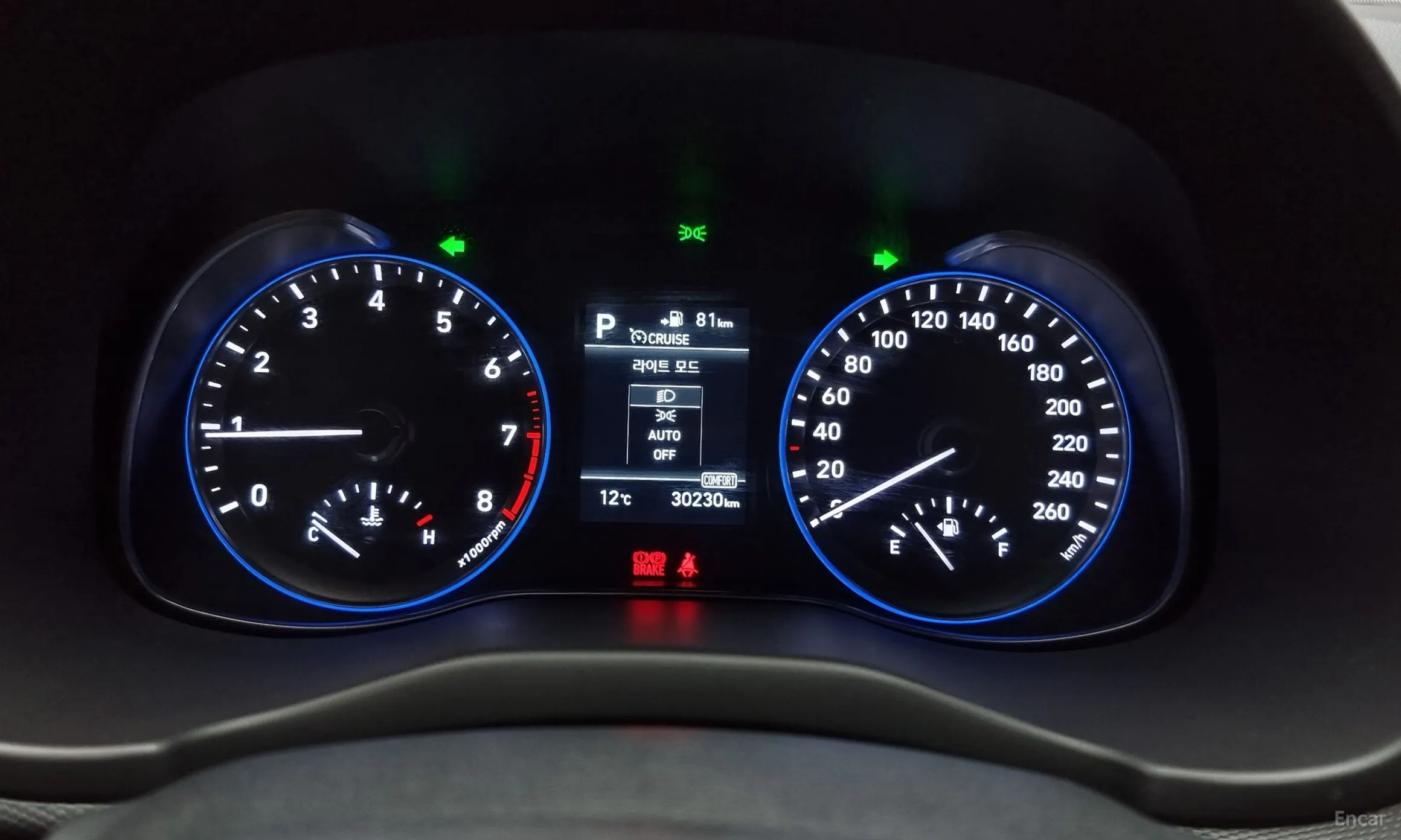 Hyundai Kona превью 8