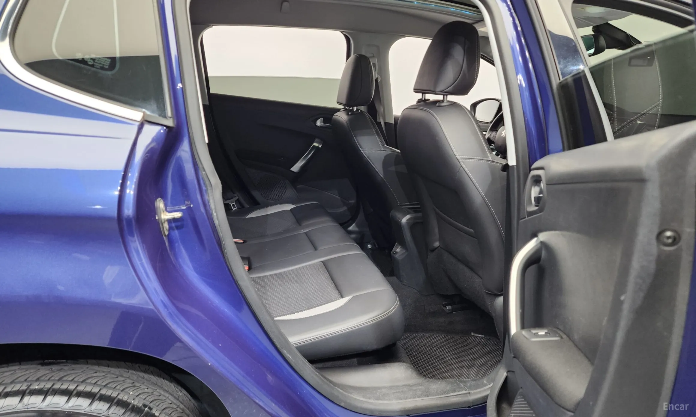 Peugeot 2008. превью 12