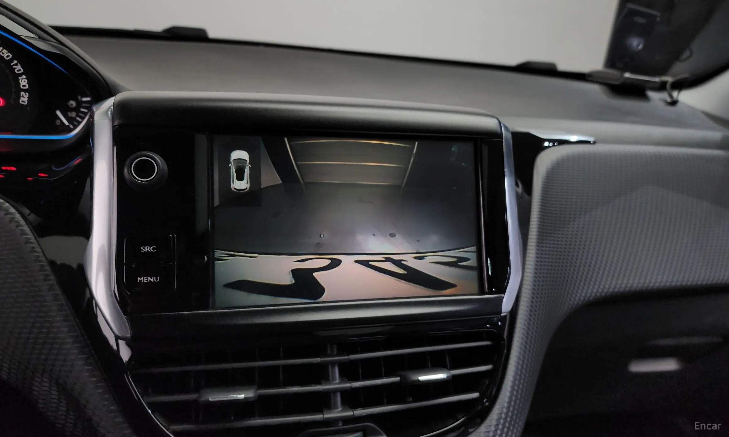 Peugeot 2008. превью 16