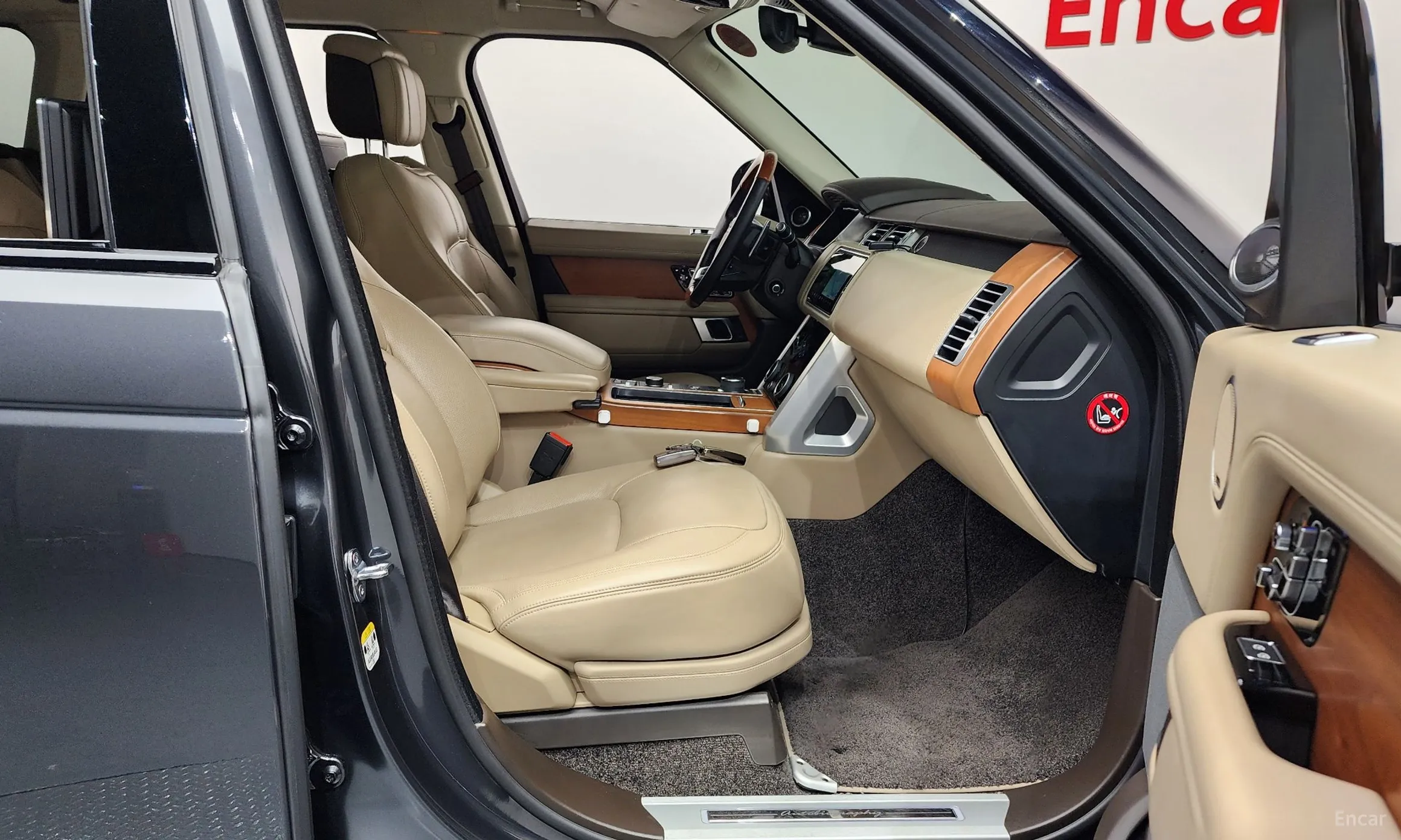 Land Rover Range Rover 4th Generation превью 11