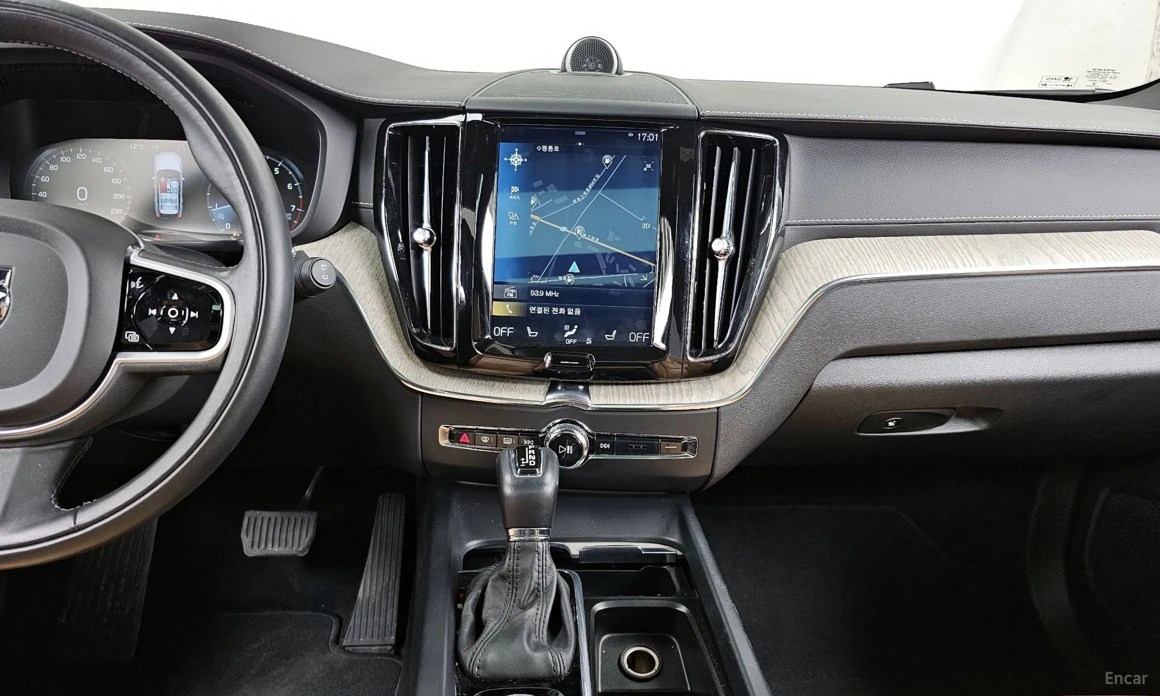 Volvo XC60 Gen 2 превью 14