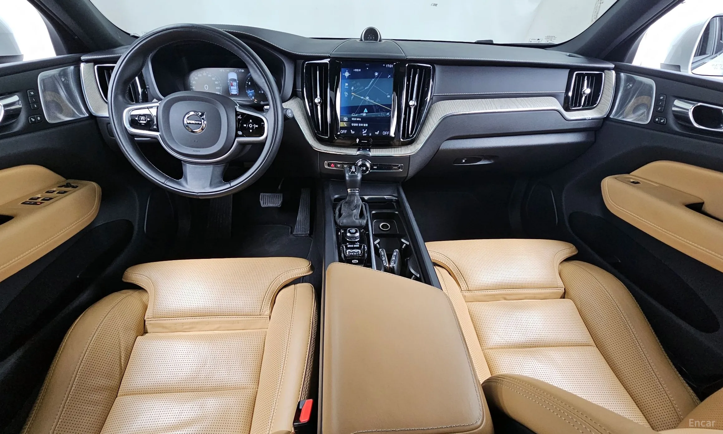 Volvo XC60 Gen 2 превью 7