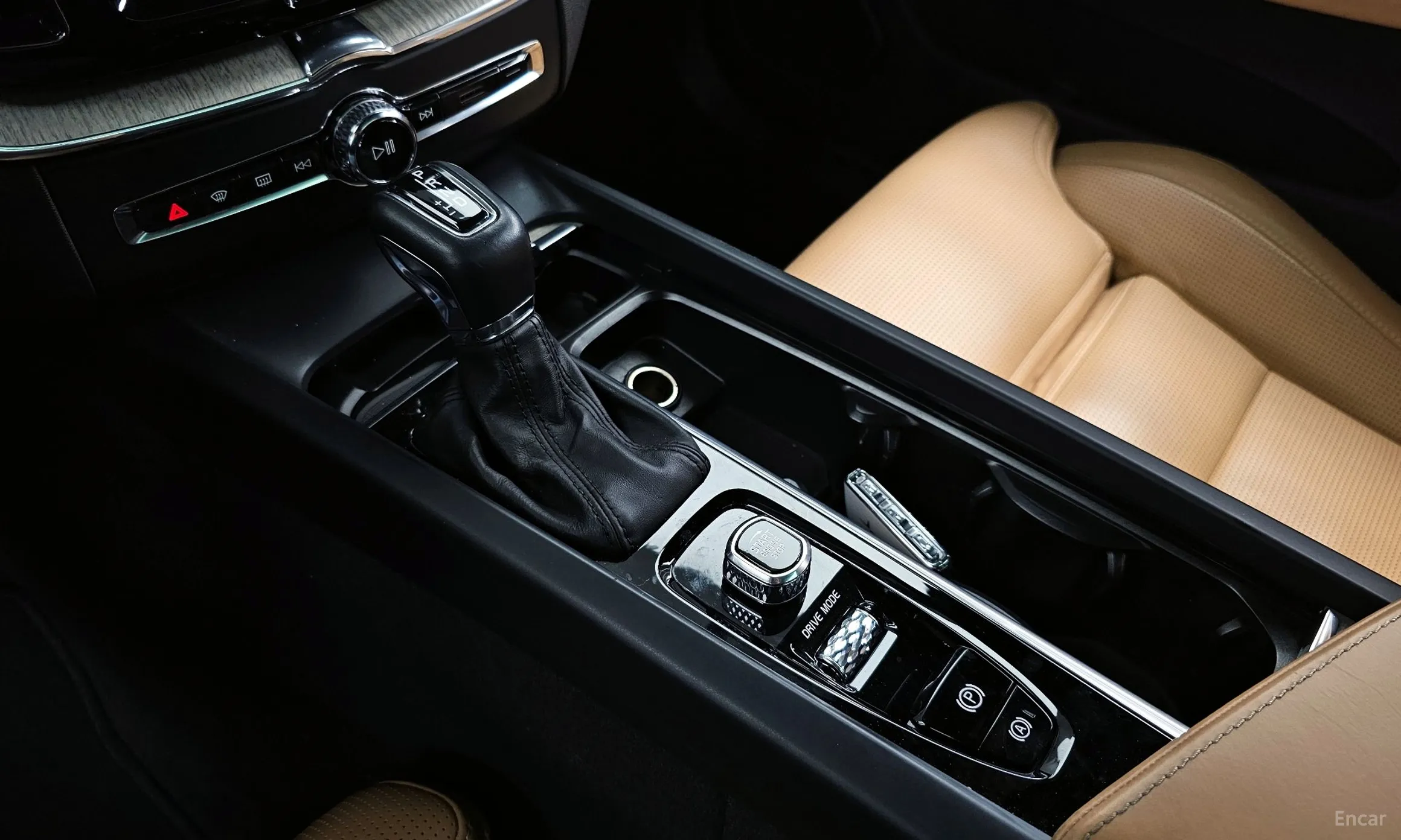Volvo XC60 Gen 2 превью 9