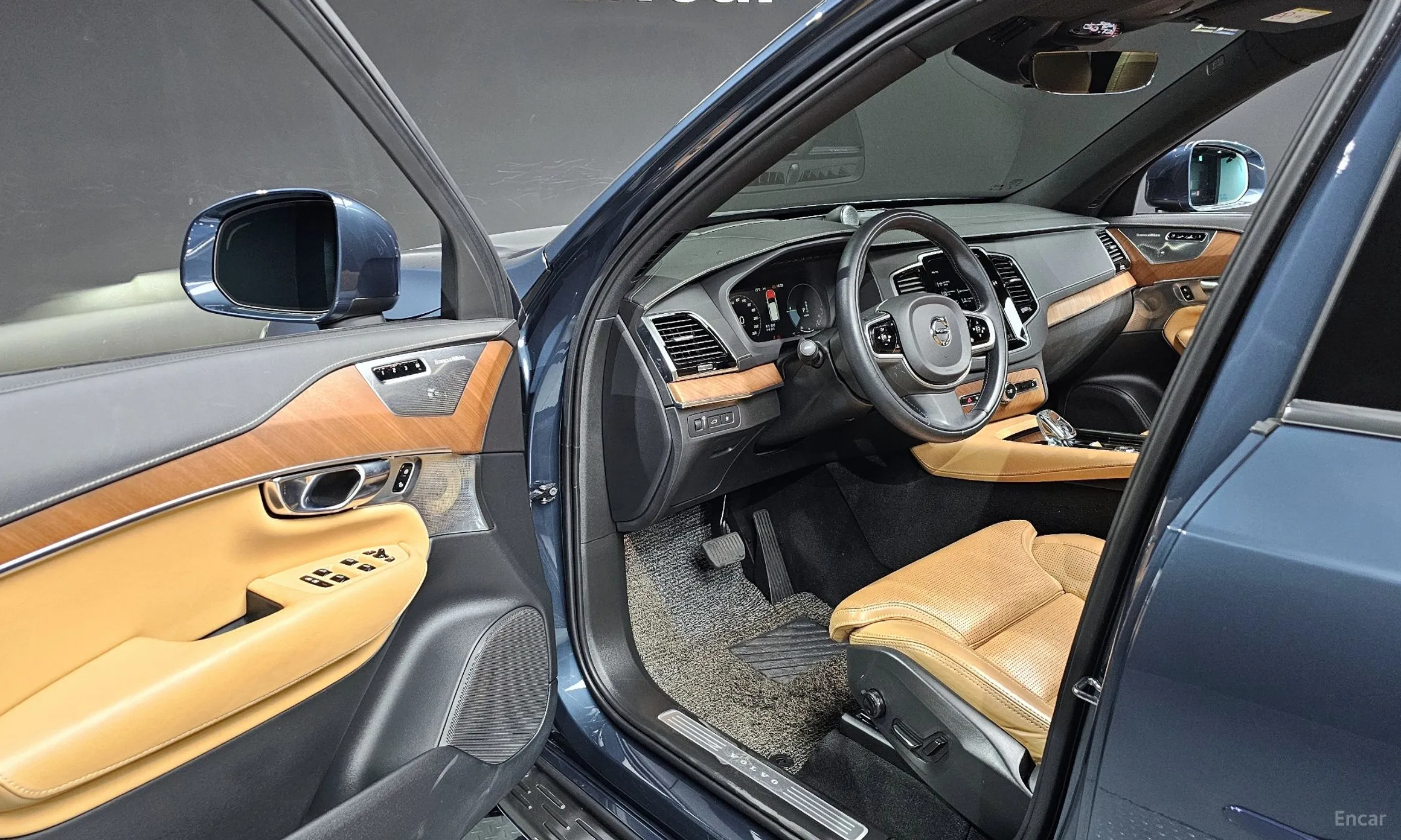Volvo XC90 Gen 2 превью 11