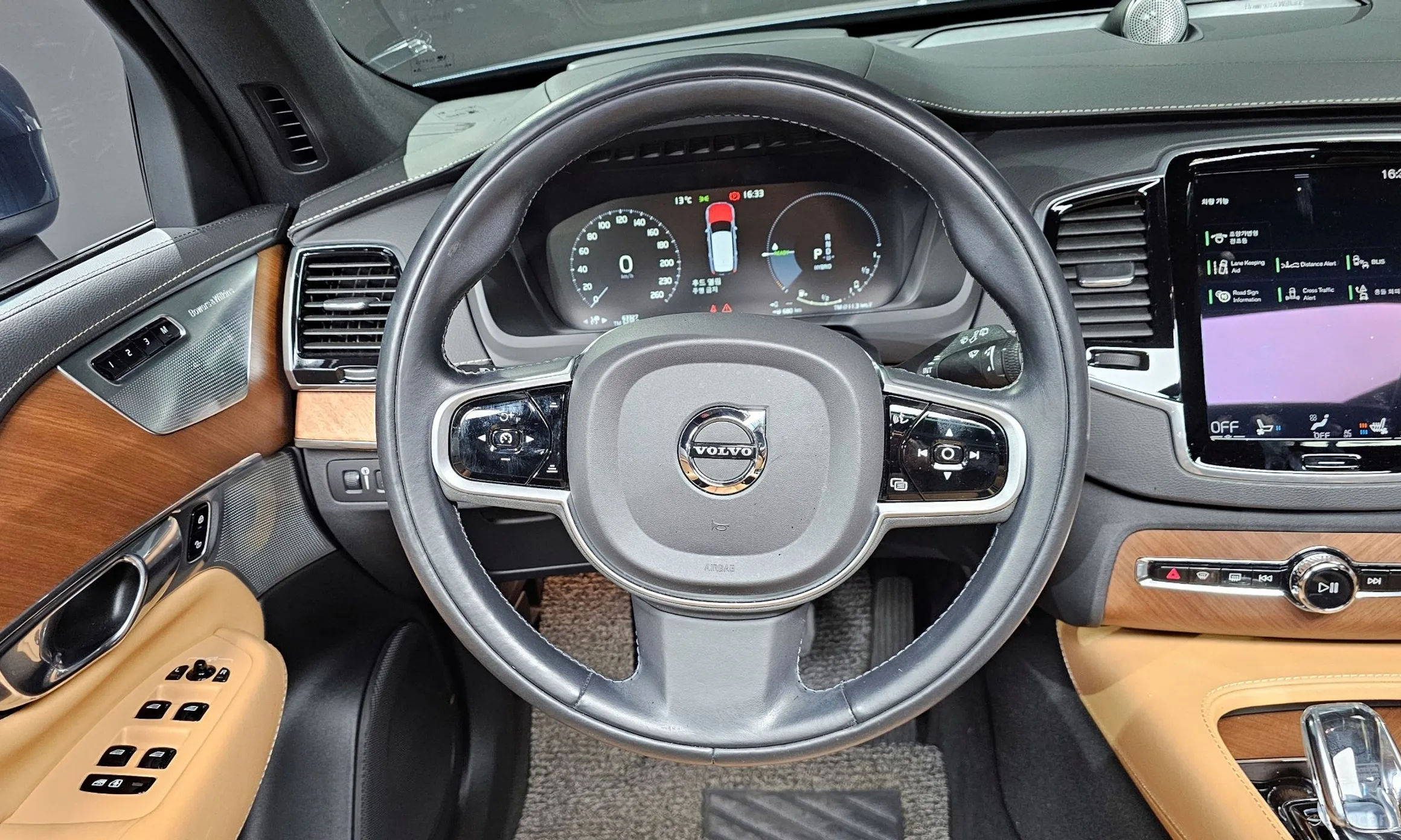 Volvo XC90 Gen 2 превью 13