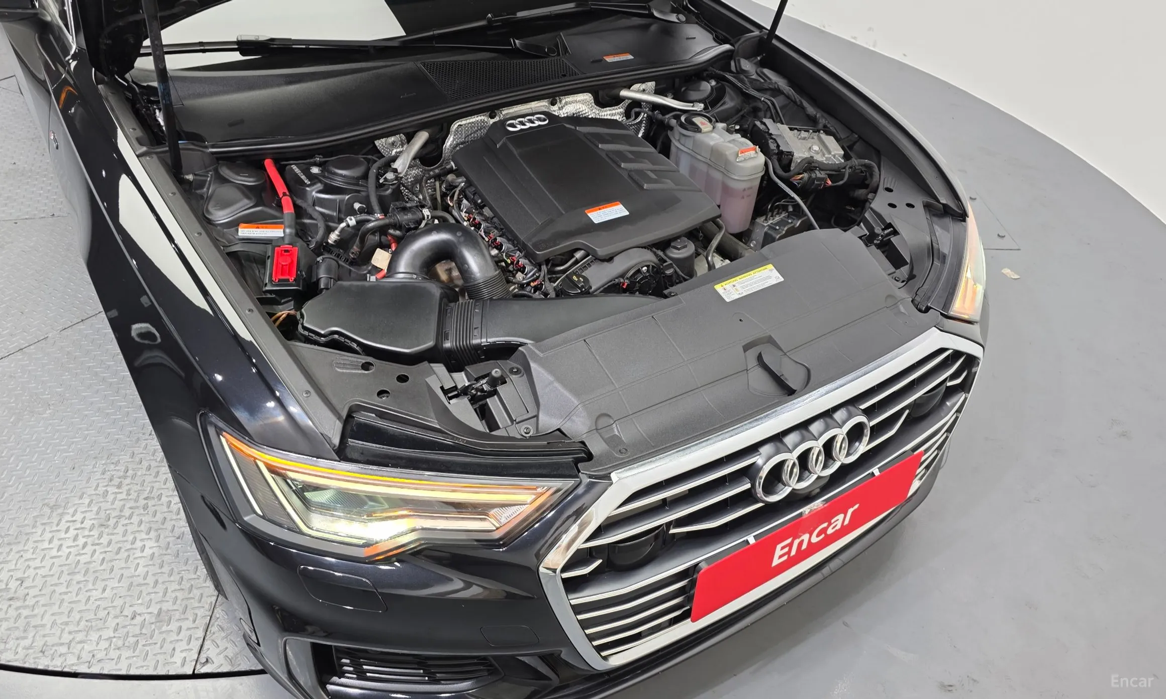 Audi A6 (C8) превью 6