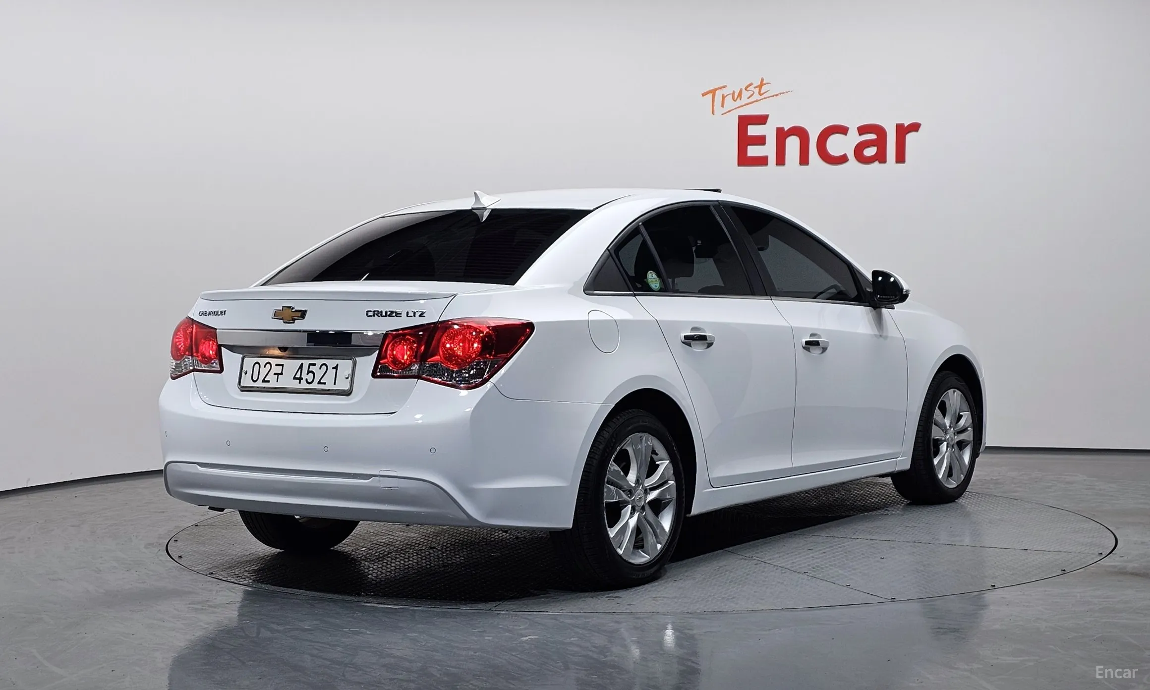 Chevrolet (GM Daewoo) Cruze превью 2
