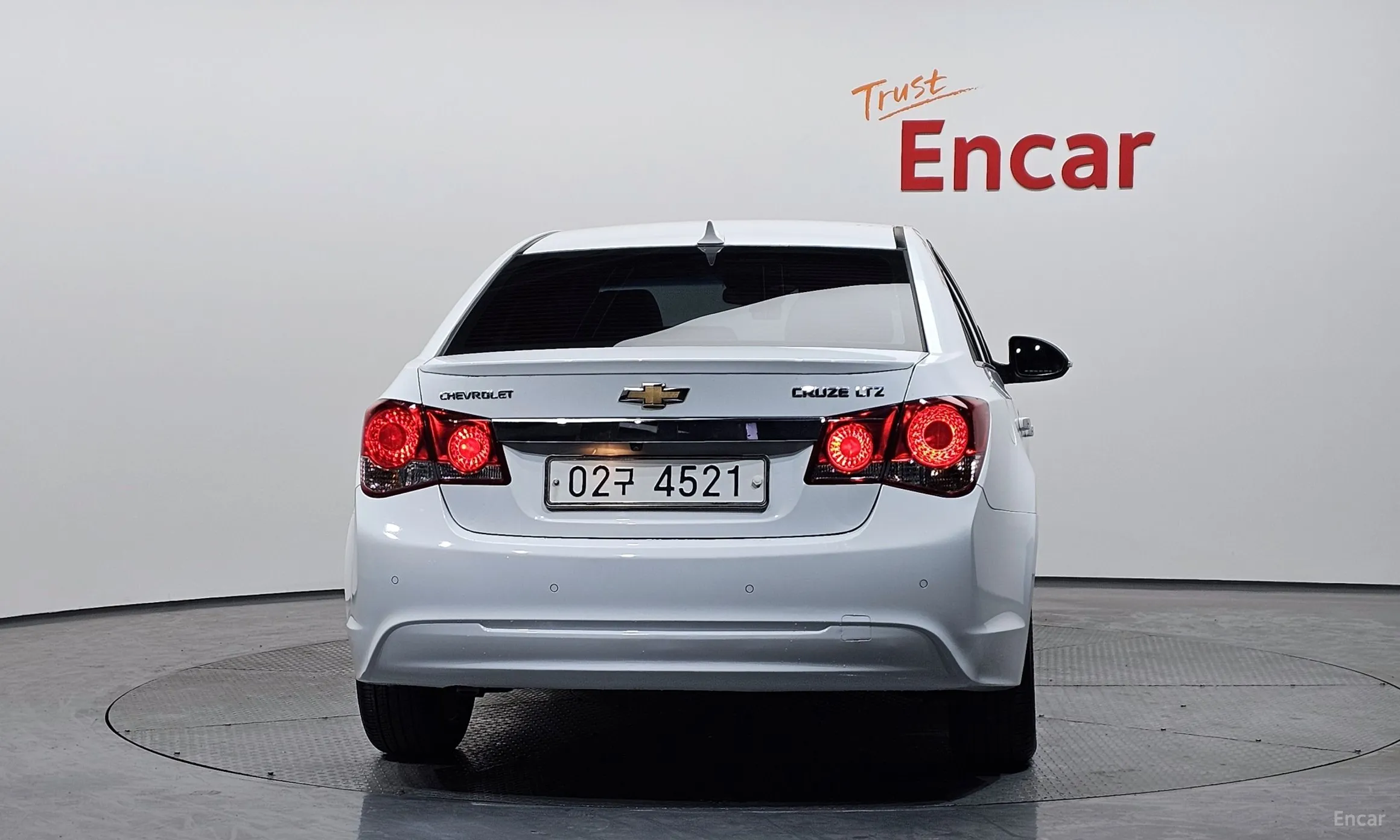 Chevrolet (GM Daewoo) Cruze превью 4
