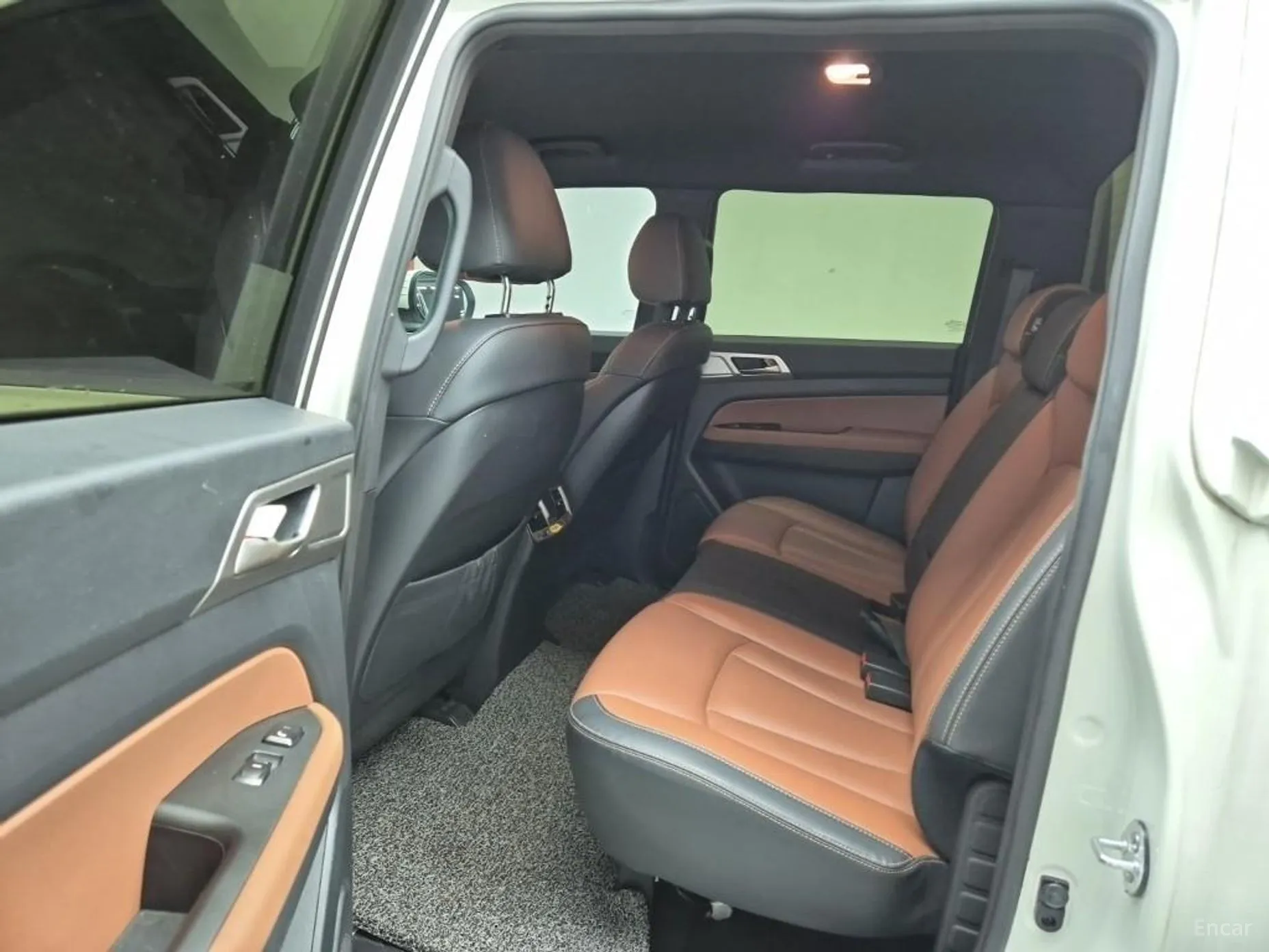 KG Mobility (SsangYong) Rexton Sports превью 11