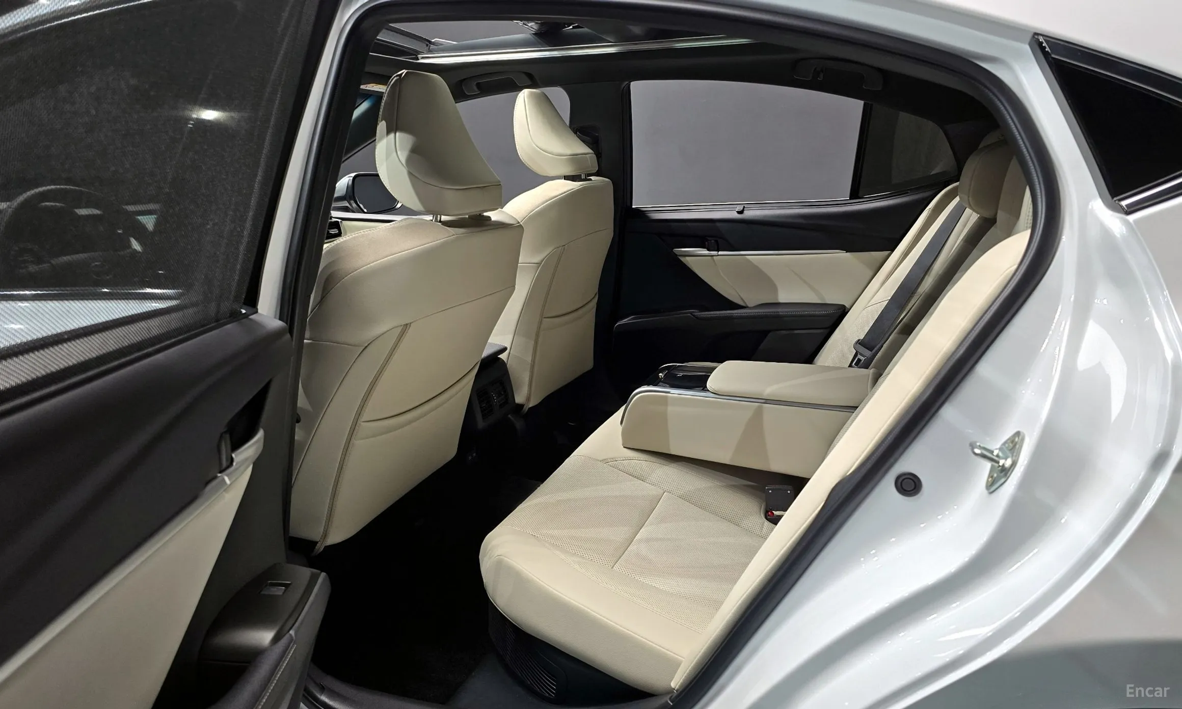 Toyota Camry (XV80) превью 13