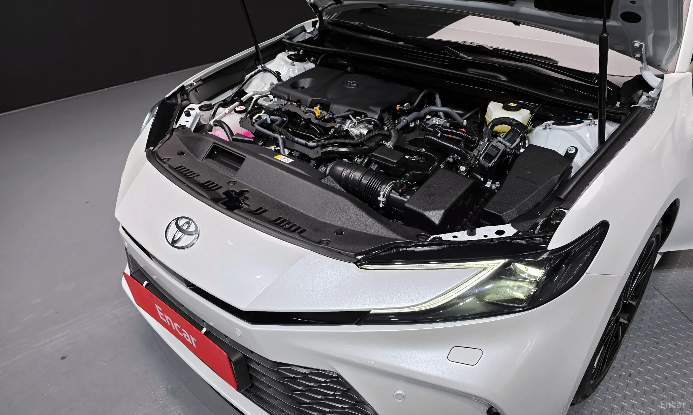 Toyota Camry (XV80) превью 6
