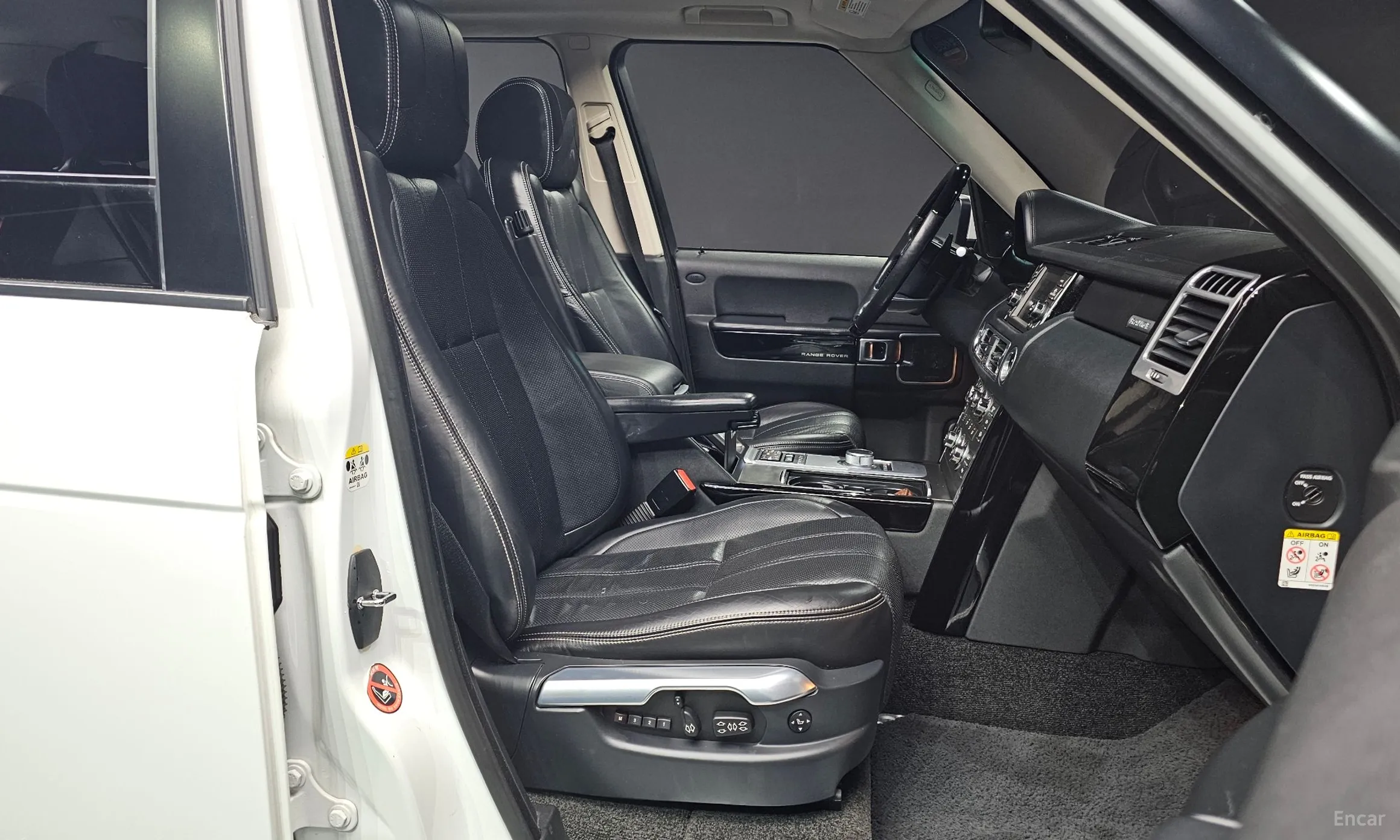 Land Rover Range Rover превью 10