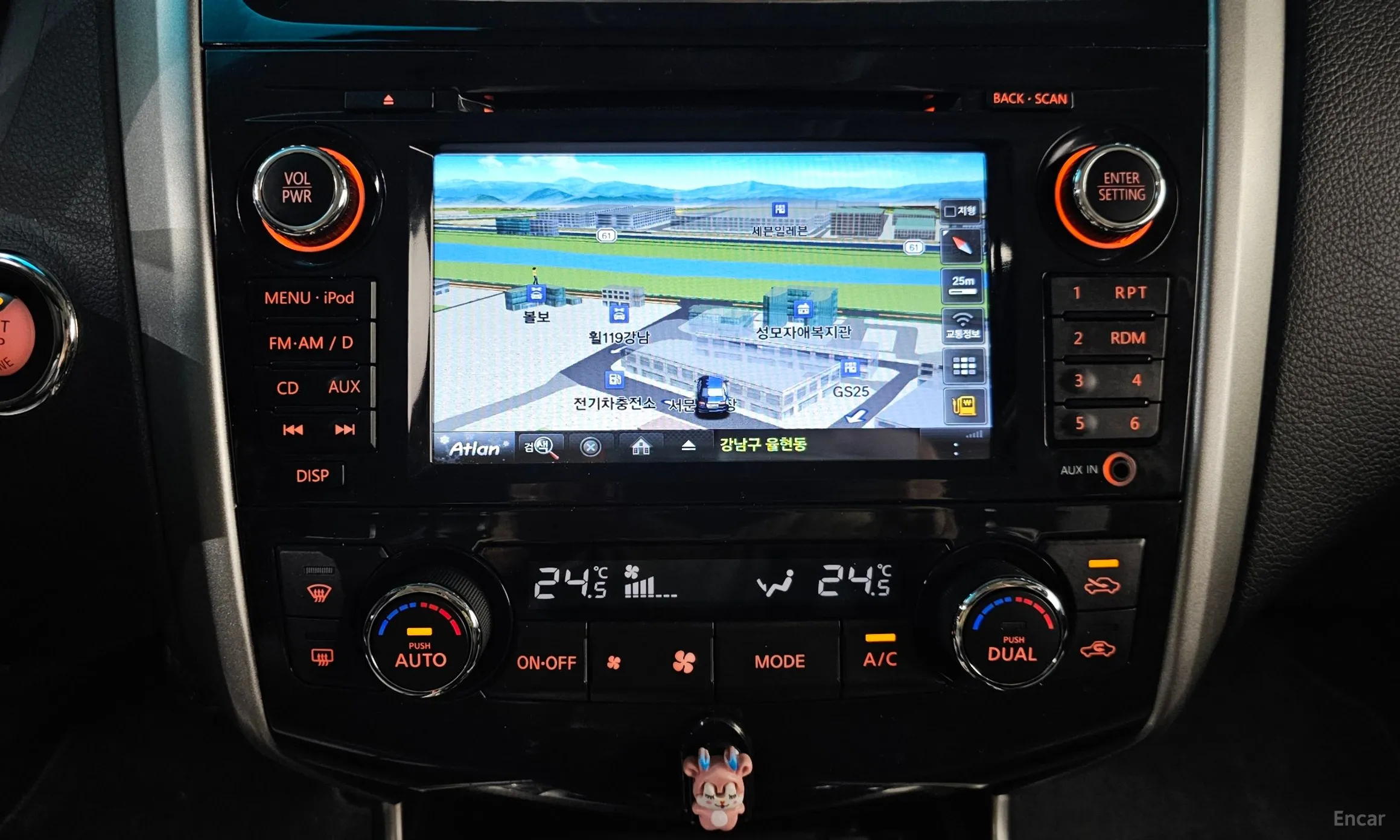 Nissan Altima превью 15