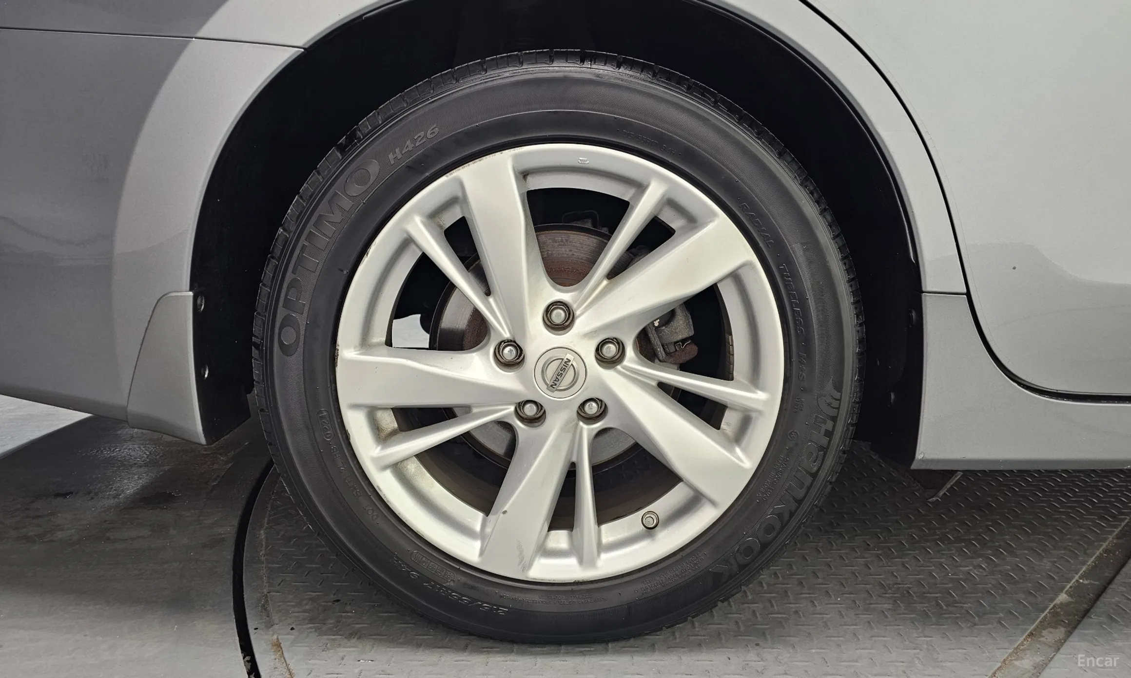 Nissan Altima превью 5