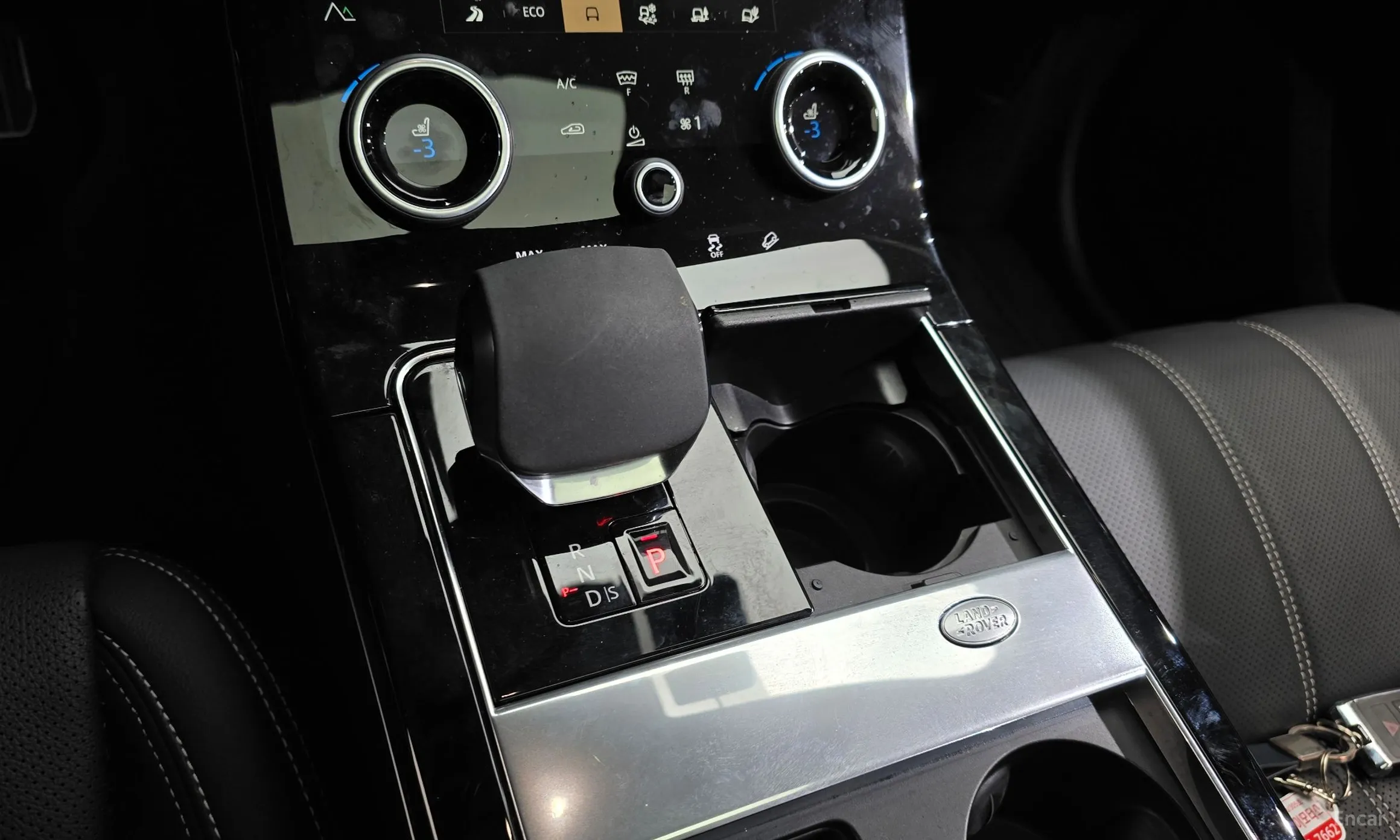 Land Rover Range Rover Bella превью 9