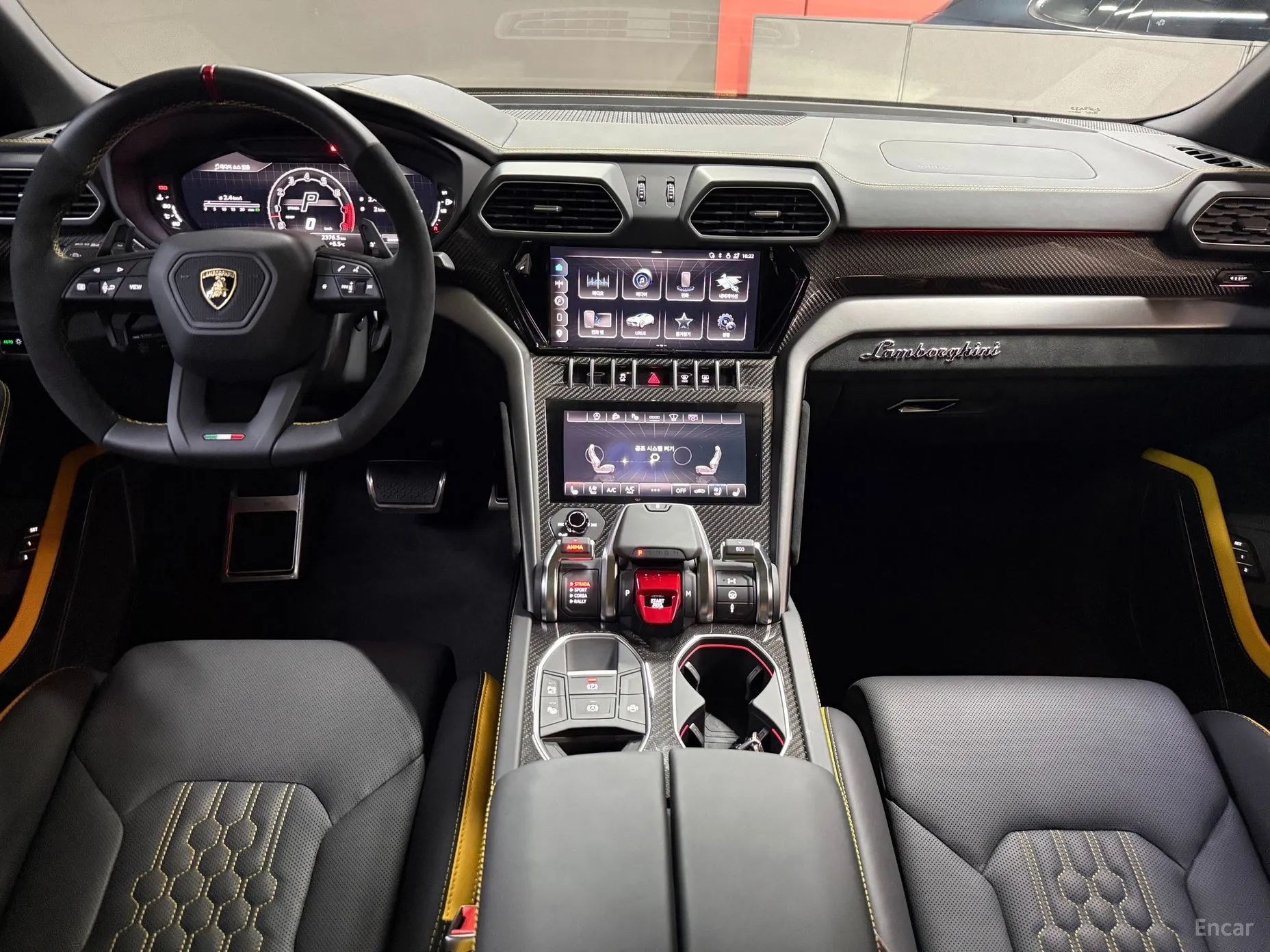 Lamborghini Urus превью 7