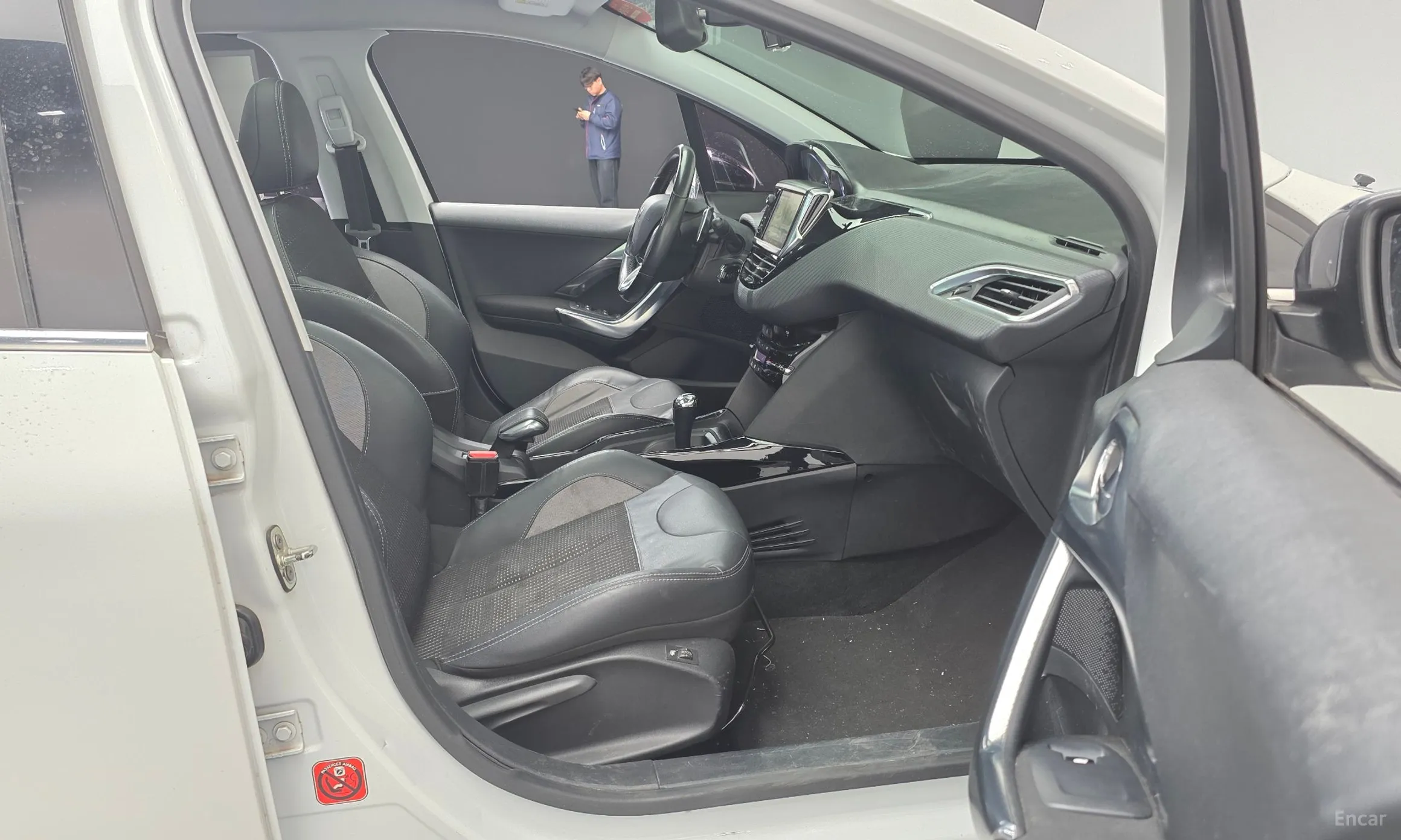 Peugeot 2008. превью 10