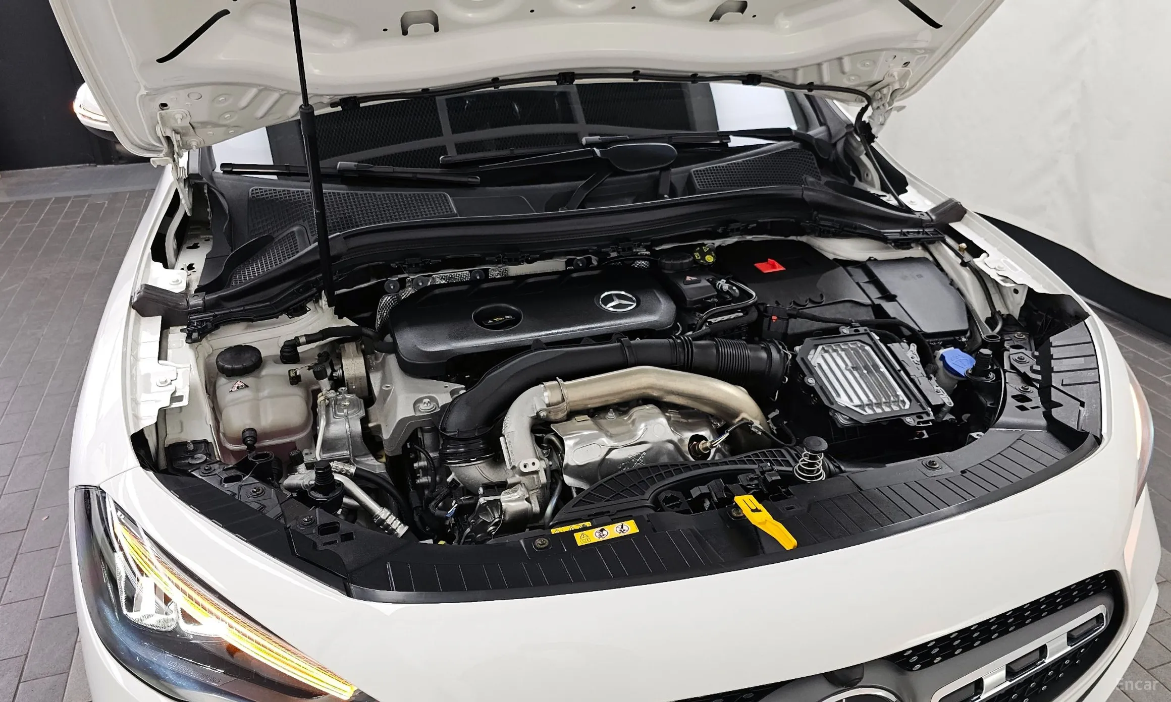 Mercedes Benz GLA-Class H247 превью 6