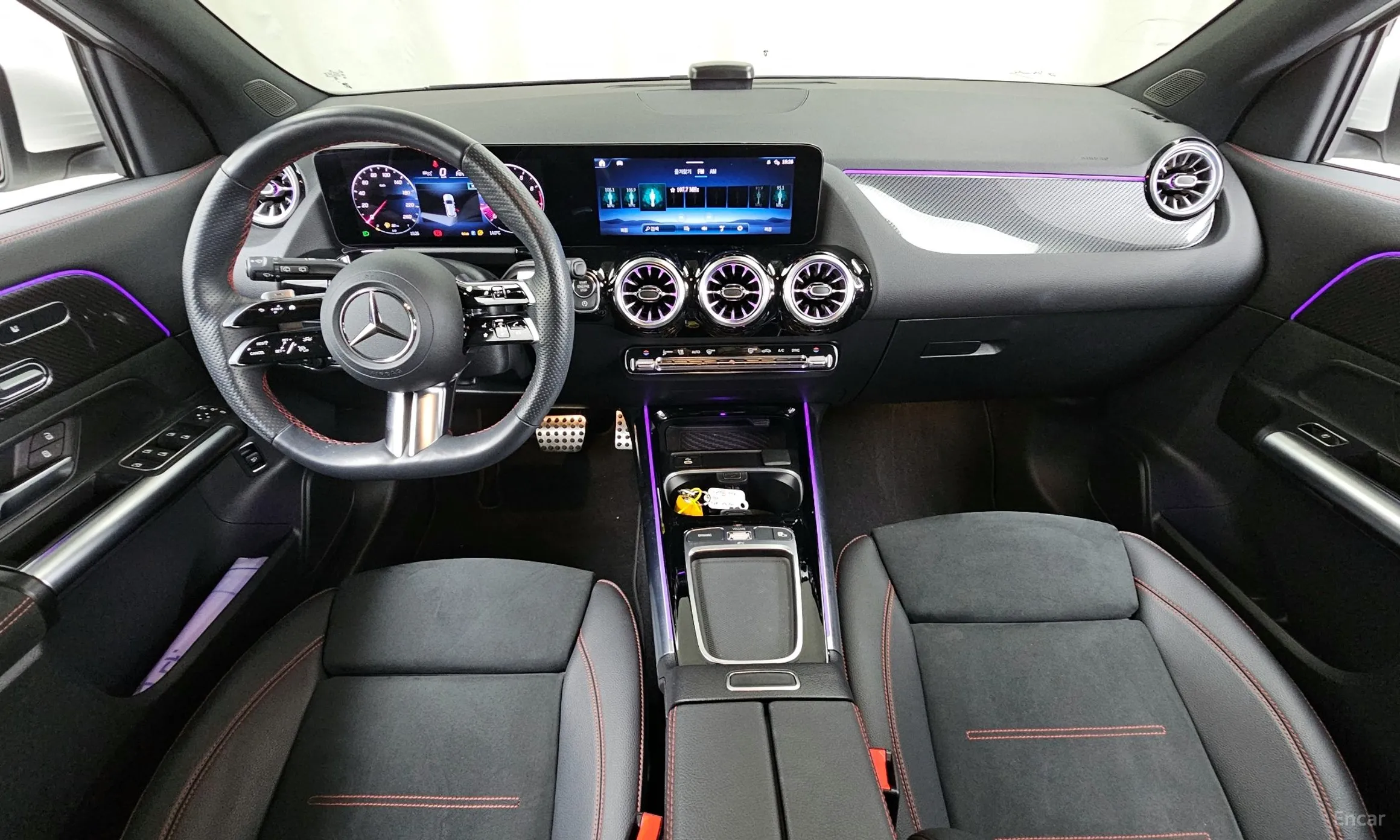 Mercedes Benz GLA-Class H247 превью 7