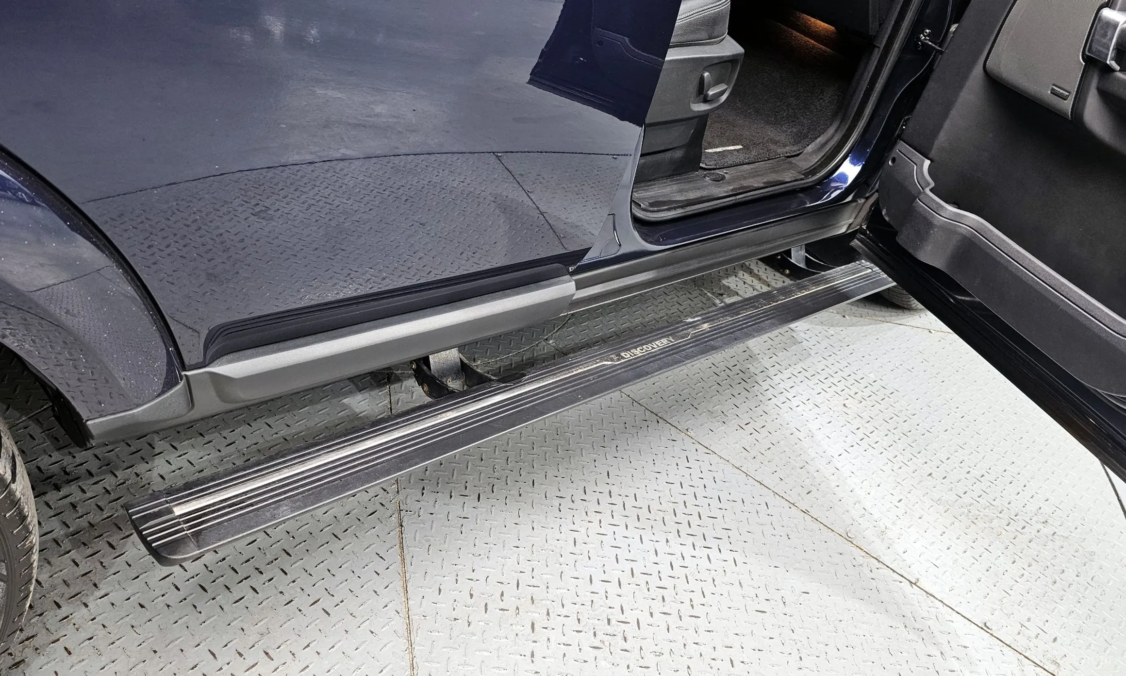 Land Rover Discovery 4 превью 18