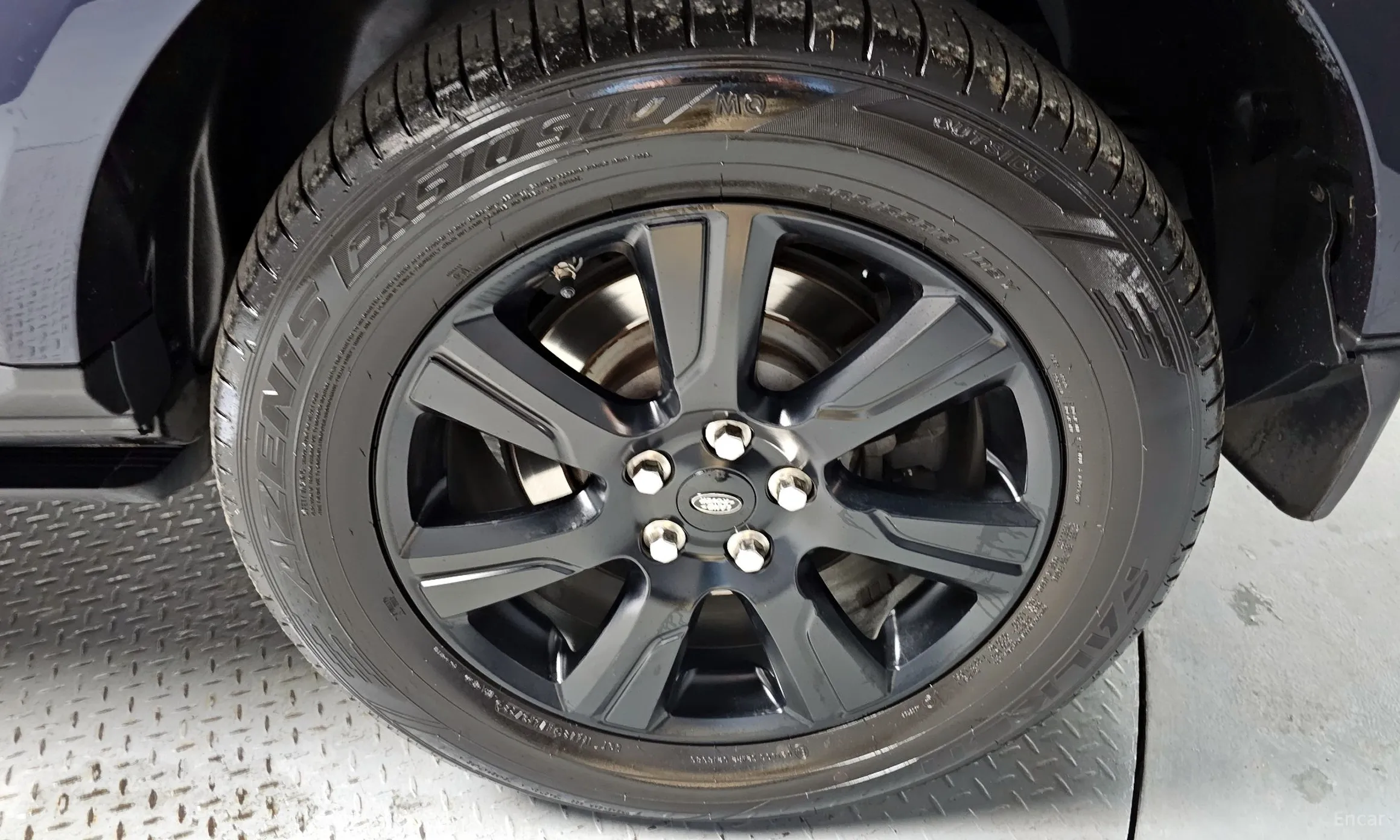 Land Rover Discovery 4 превью 5