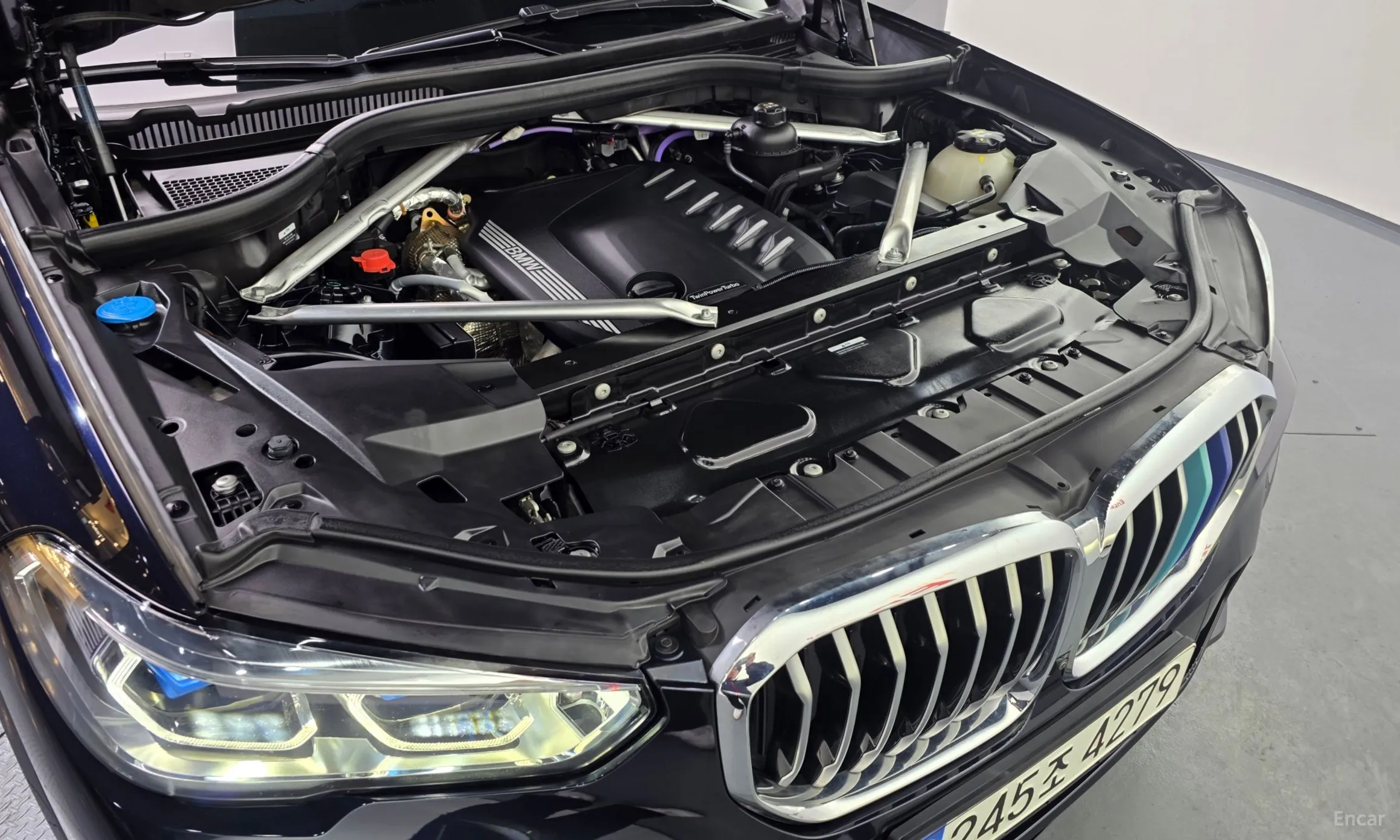 BMW X5 (G05) превью 6