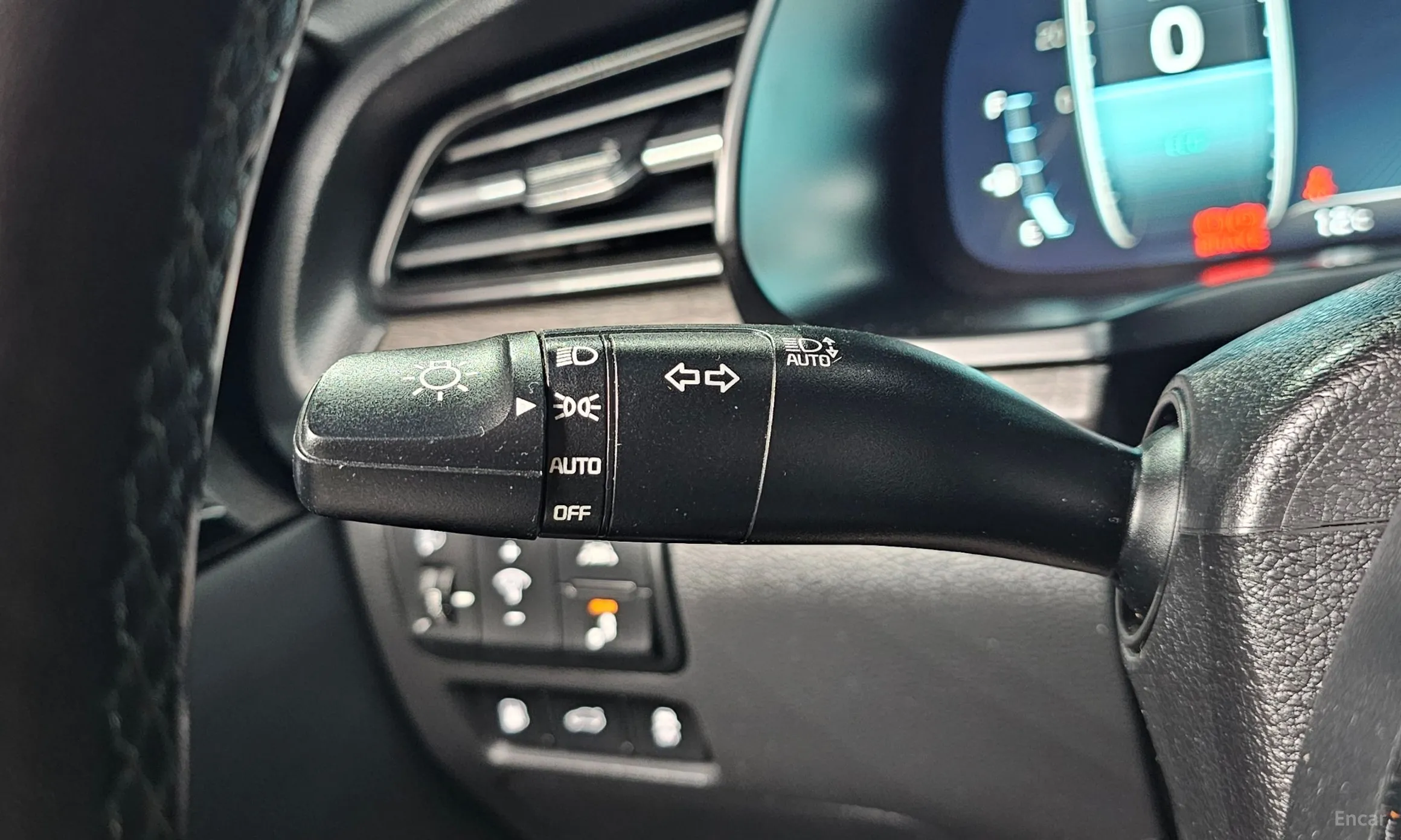 Kia K7 Premier превью 13
