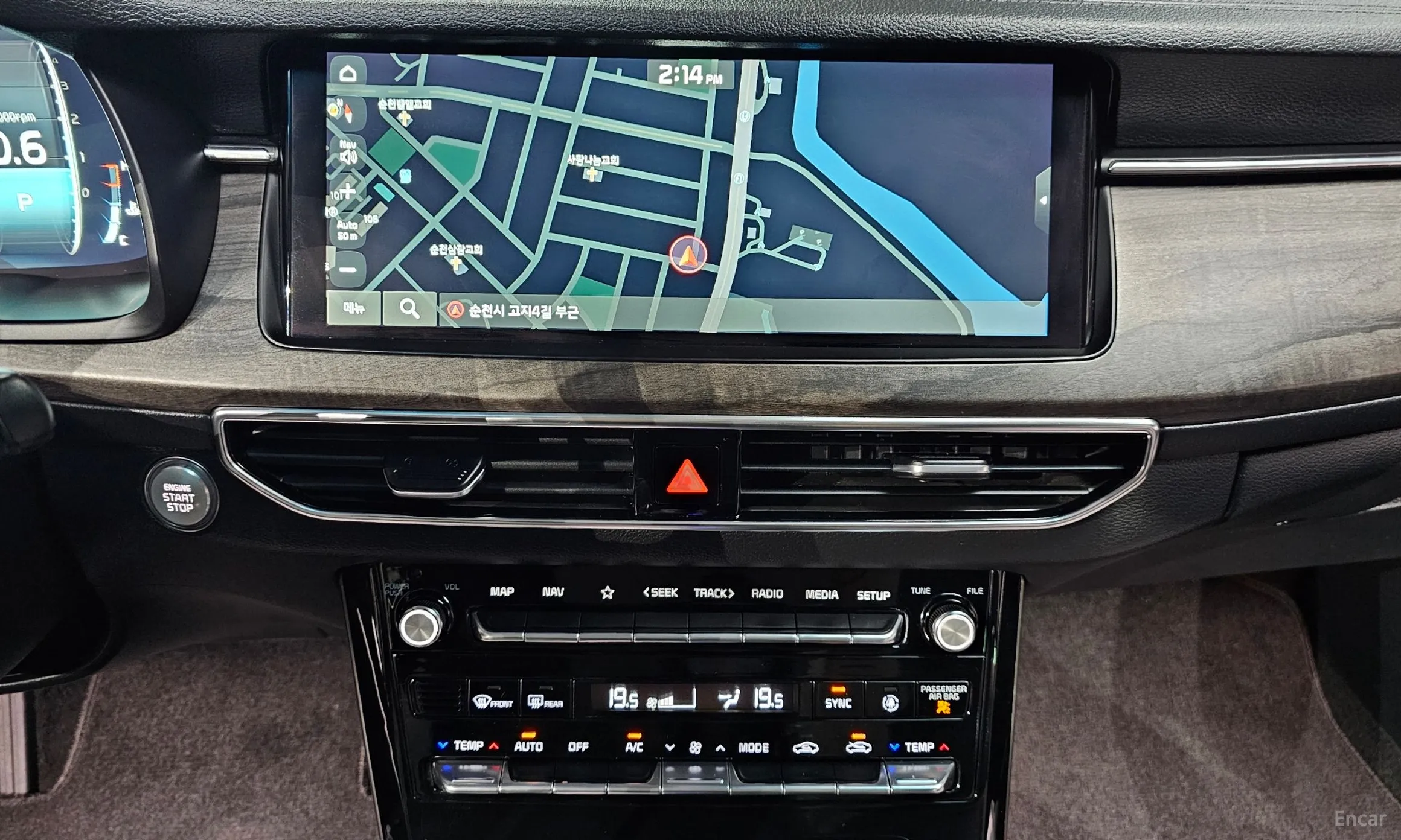 Kia K7 Premier превью 14