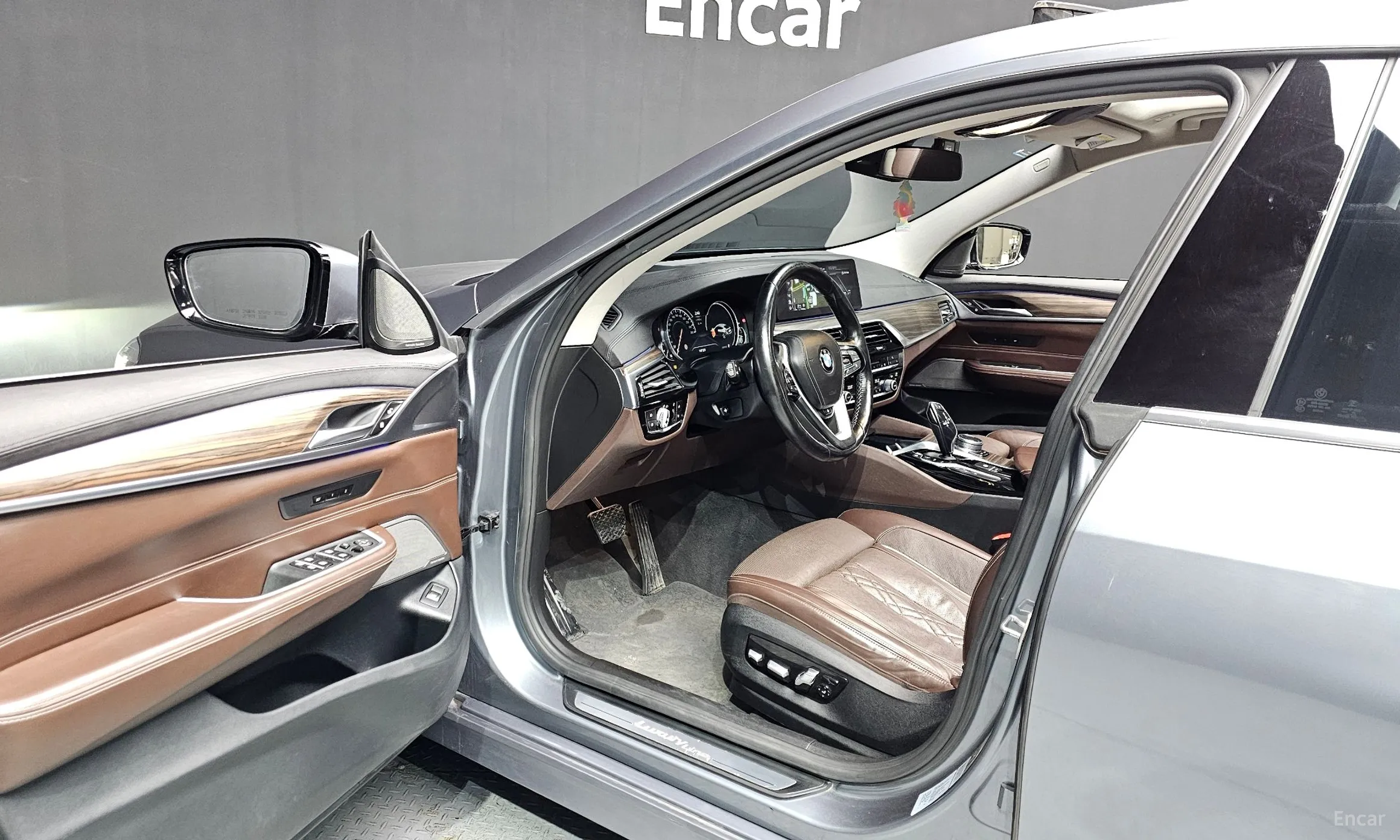 BMW 6-Series GT (G32) превью 10