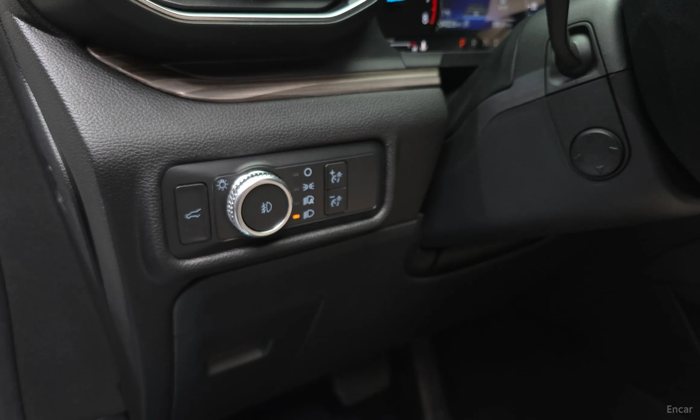 Ford Explorer 6th Generation превью 17