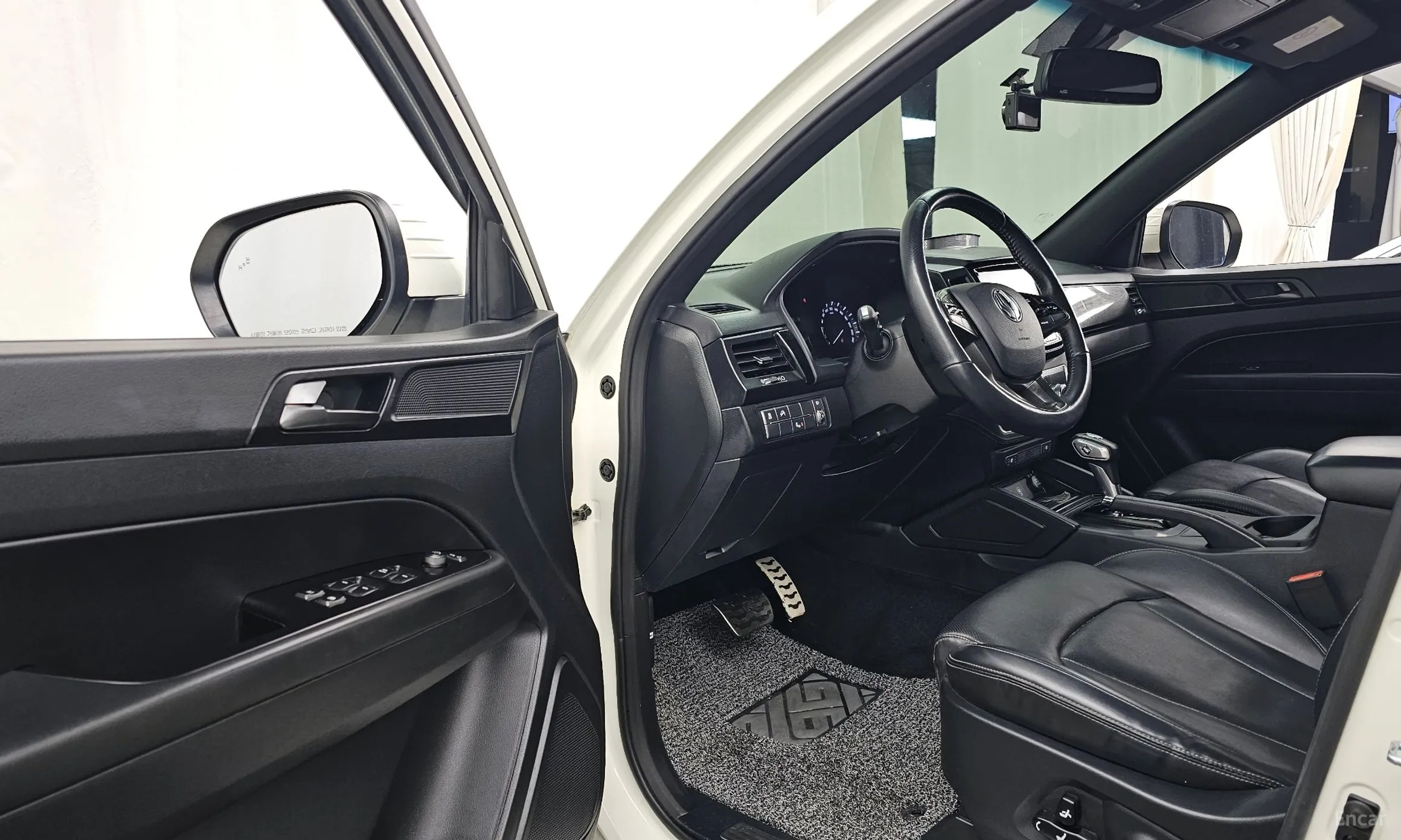 KG Mobility (SsangYong) Rexton Sports Khan превью 10