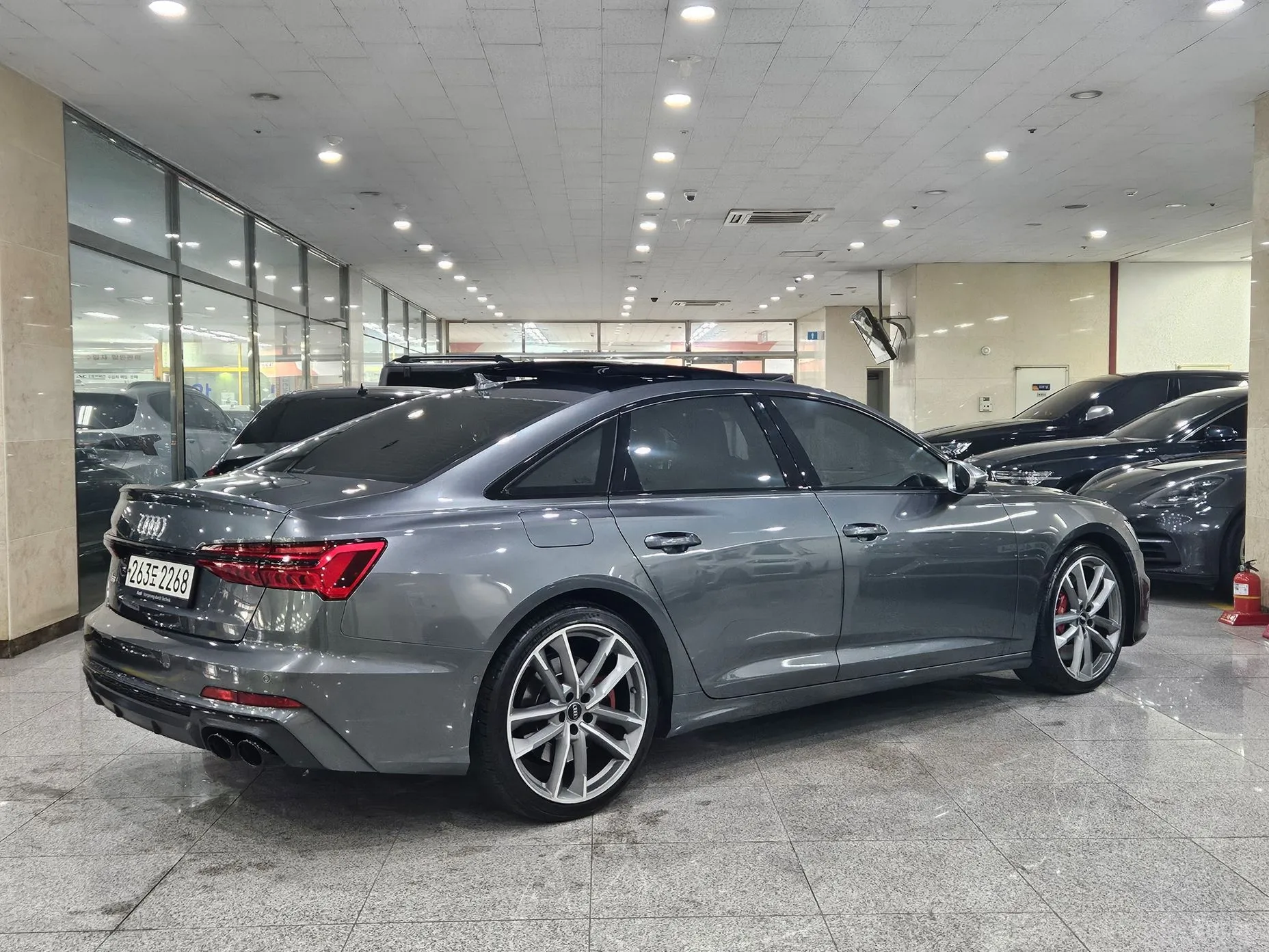Audi S6 (C8) превью 3