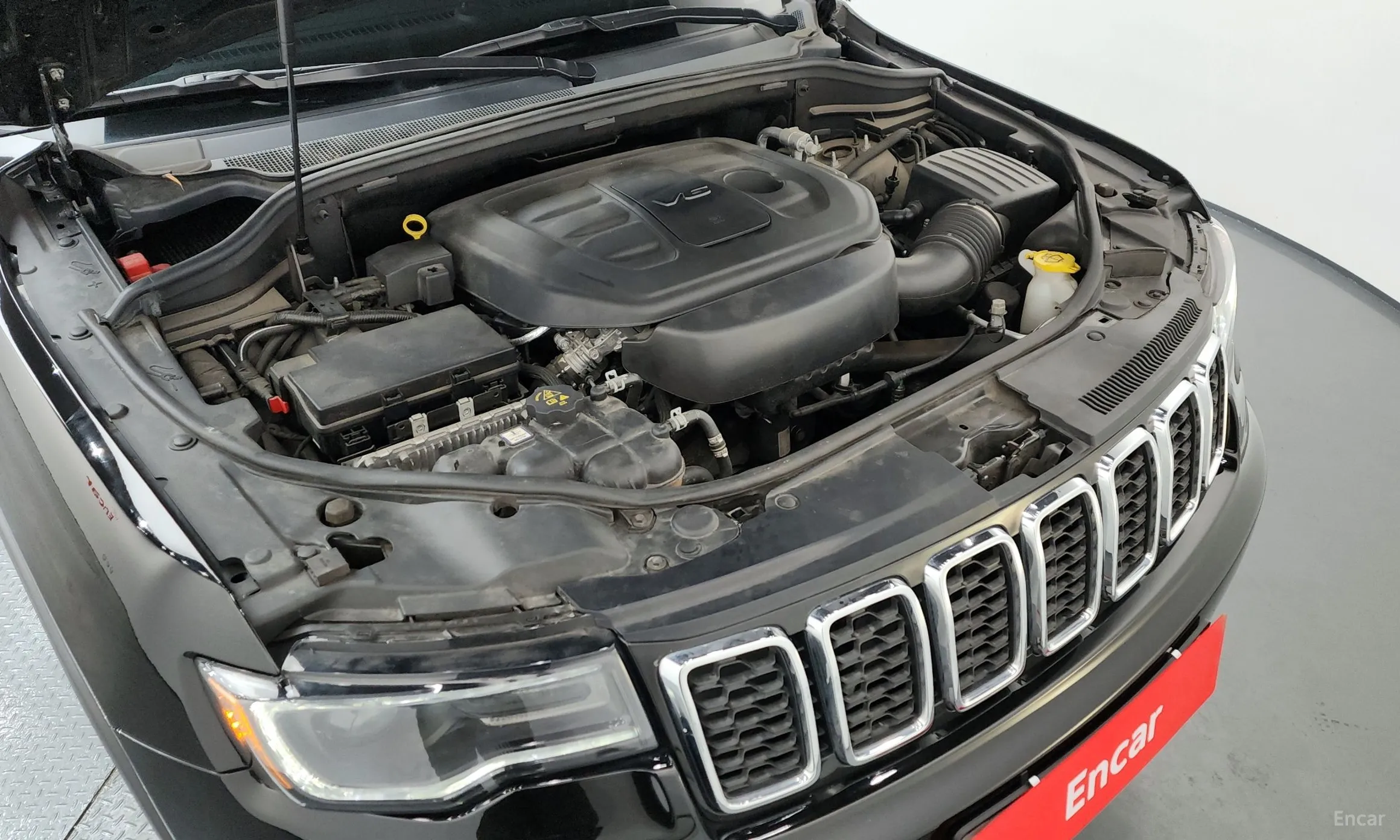Jeep Grand Cherokee превью 6